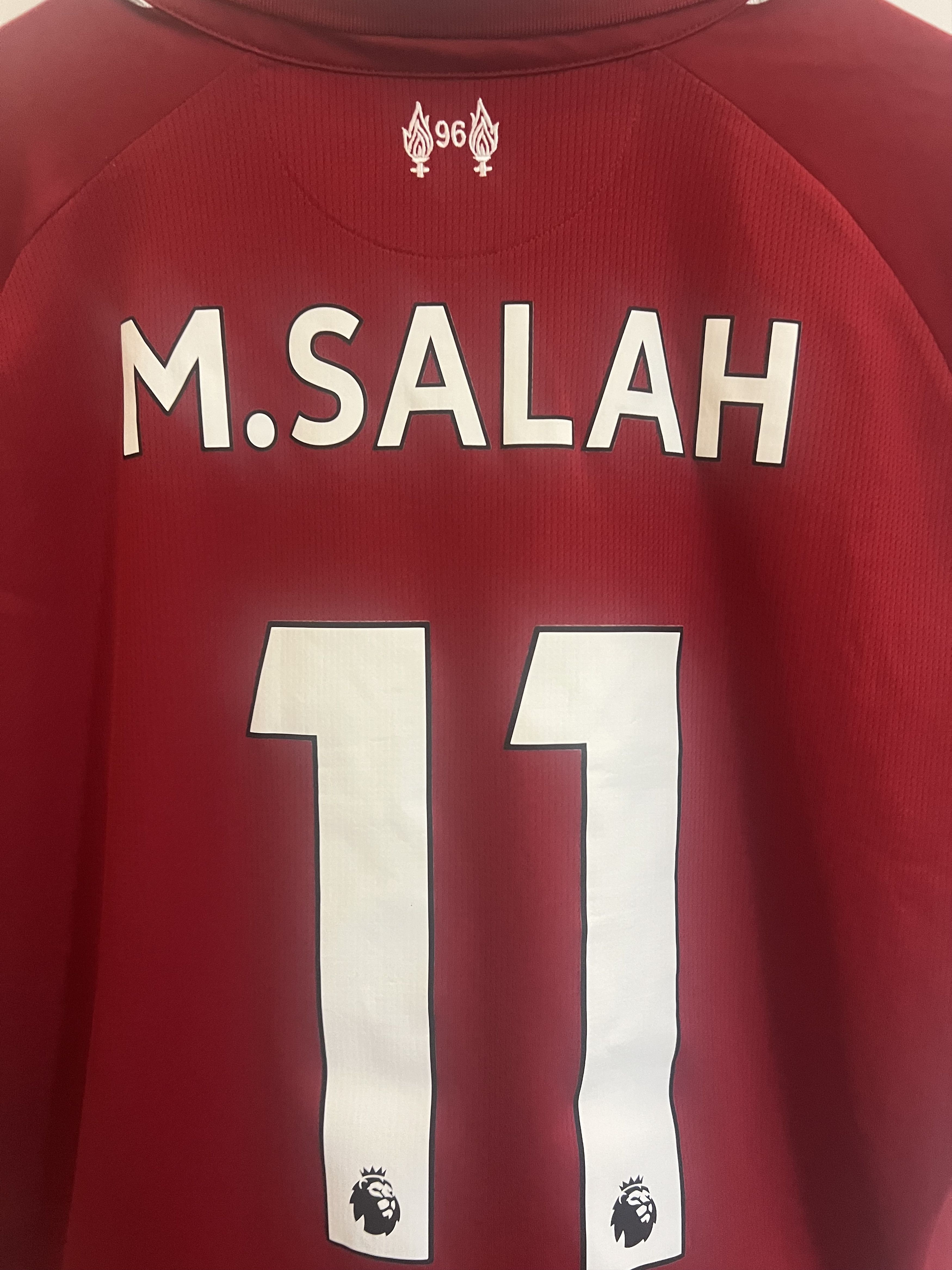 New Balance Liverpool Mohamed Salah 18/19 Vintage Home Soccer Jersey Size US L / EU 52-54 / 3 - 3 Thumbnail