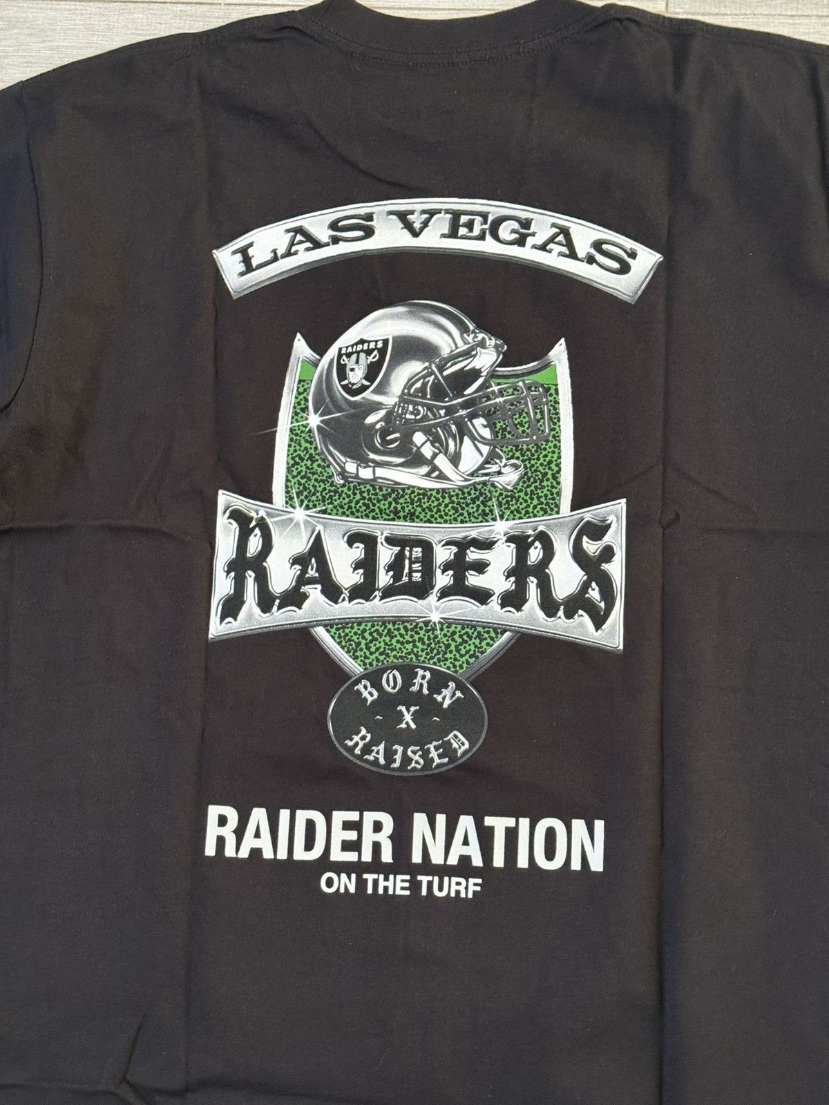 Born X Raised × NFL Men's BORN X RAISED Las Vegas Raiders Field Tee Sz L Large Size US L / EU 52-54 / 3 - 7 Thumbnail