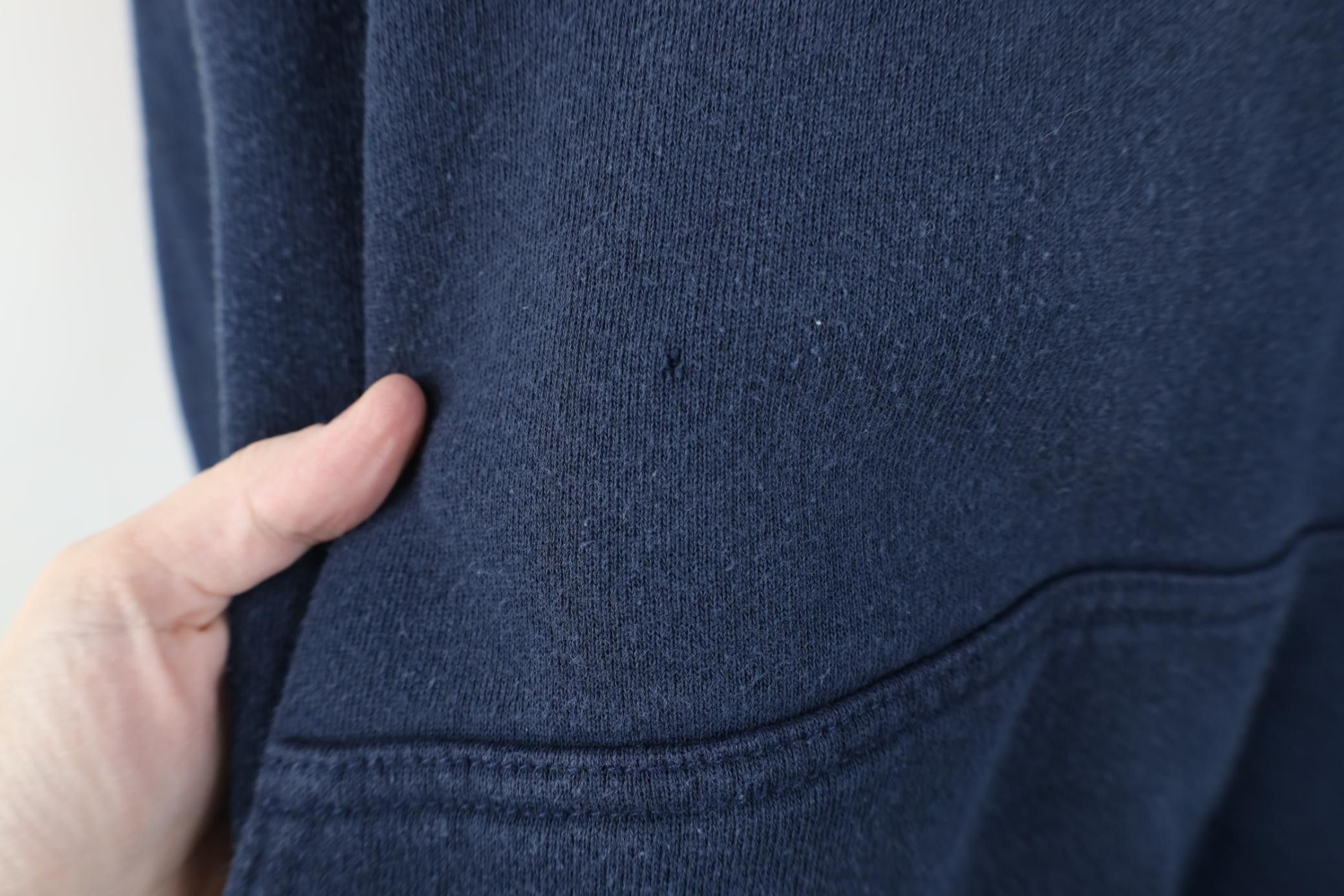 Vintage Vintage 90s Hersheys Chocolate Hoodie Sweatshirt Blue Size US M / EU 48-50 / 2 - 5 Thumbnail