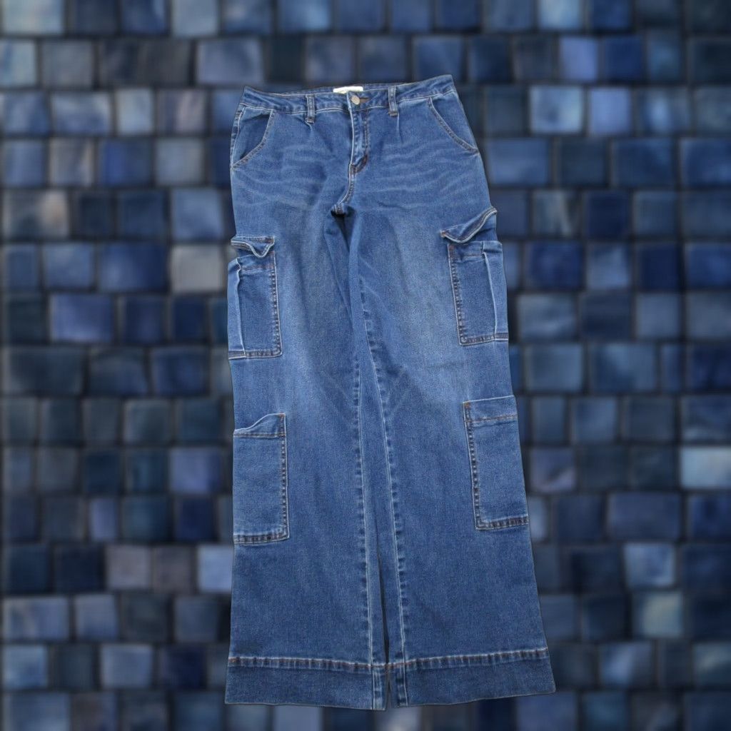 Madison Ashley Madison Women's Wide-Leg Baggy Fit Cargo Jeans Blue Denim Size 9 Stretch Denim Jeans Womens Wide-Leg Baggy Fit 9 Blue Size 30" / US 8 / IT 44 - 1 Thumbnail