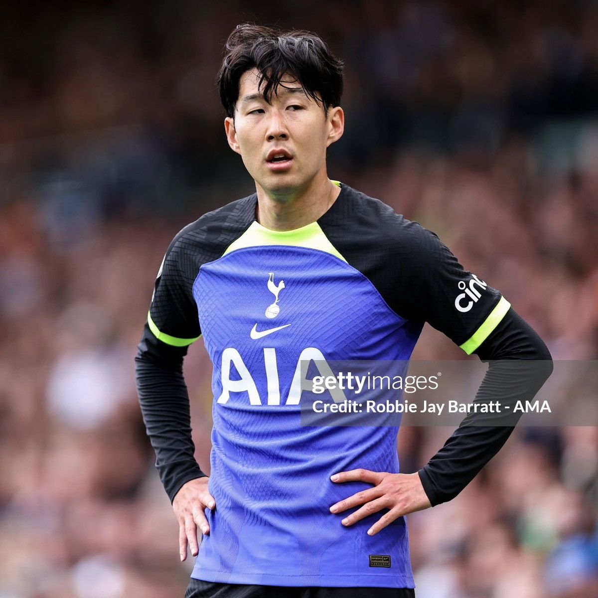 Nike 2022 2023 Tottenham Hotspur Son Nike Away Kit Soccer Jersey Size US L / EU 52-54 / 3 - 2 Thumbnail