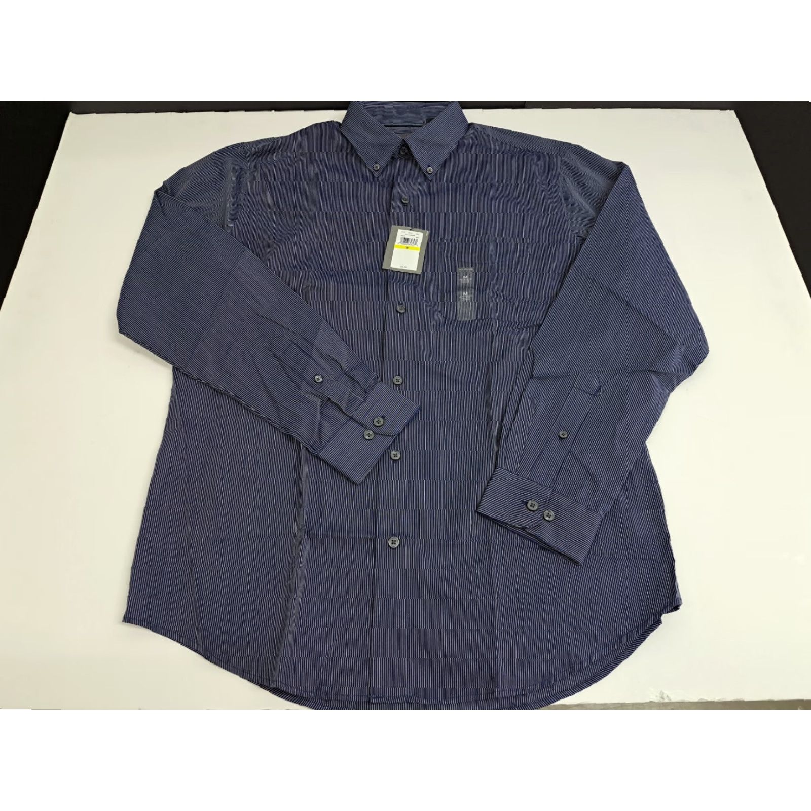 Van Heusen Van Heusen Dress Shirt Blue White Stripes Classic Fit L/S 15-15.5 M Men's Shirt Size 40R - 2 Thumbnail