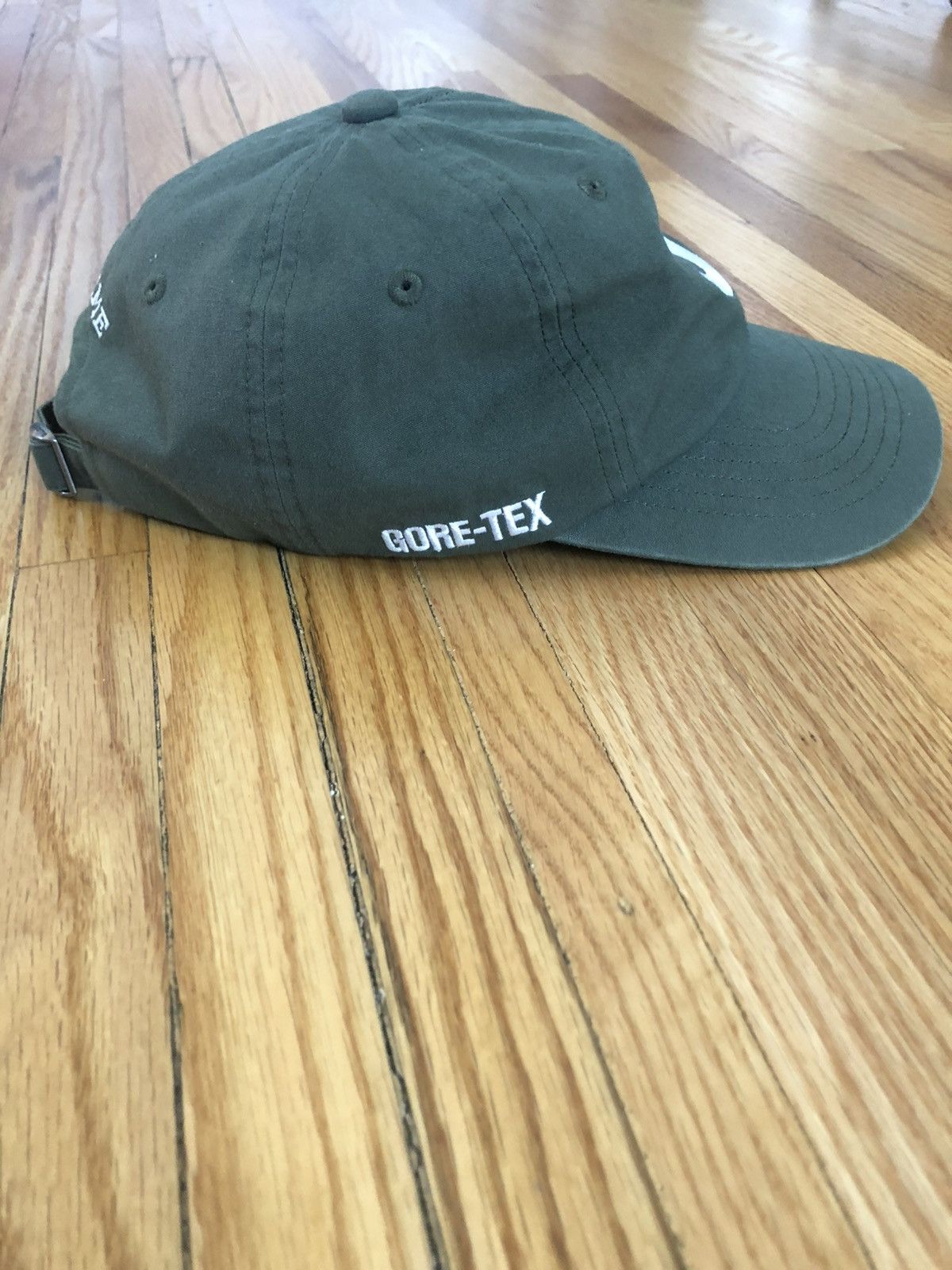 Supreme FW20 - Gore-Tex S-Logo 6 Panel - Olive Size ONE SIZE - 2 Thumbnail