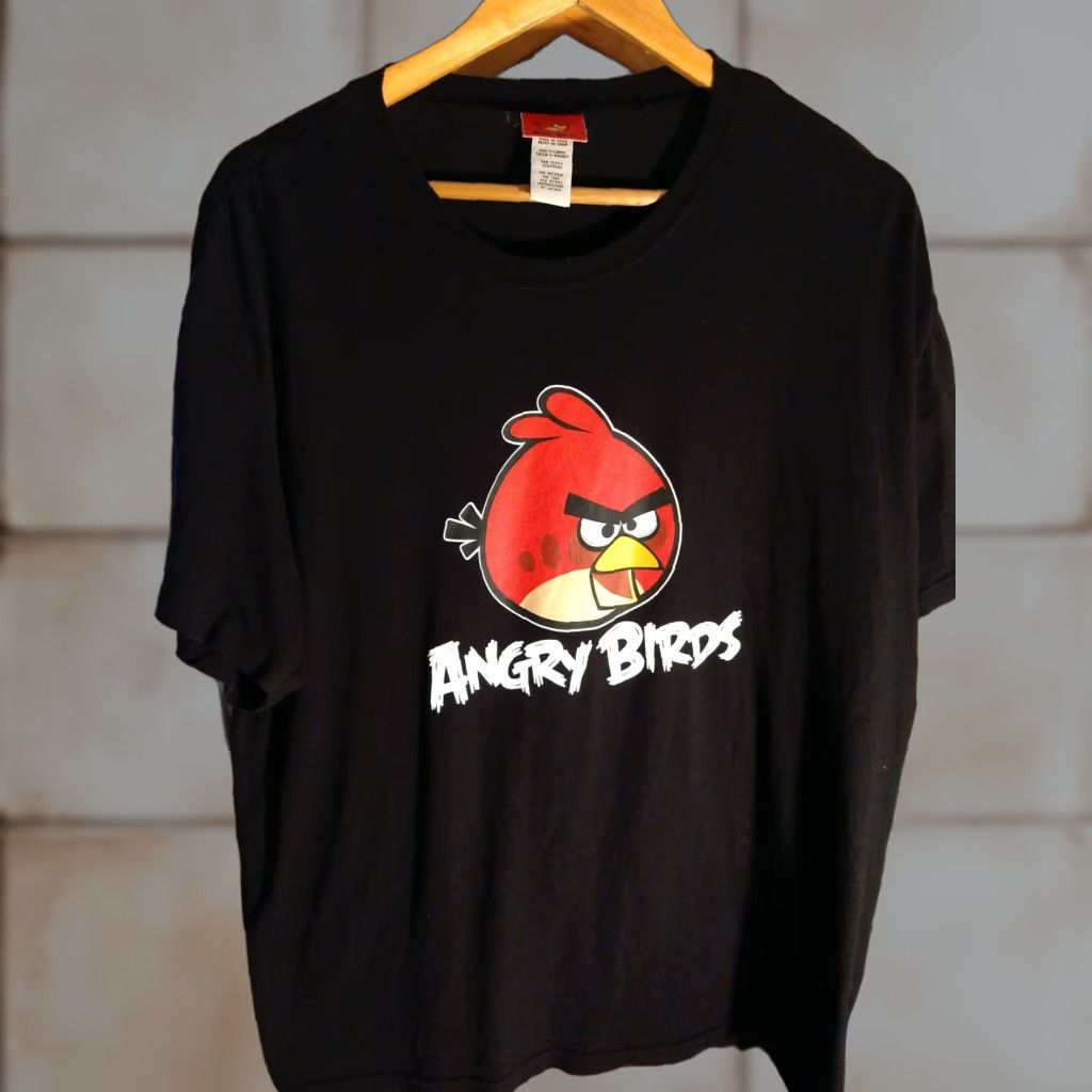 VINTAGE Angry Birds T-shirt XL License Branded Tag Men Black 100% Cotton