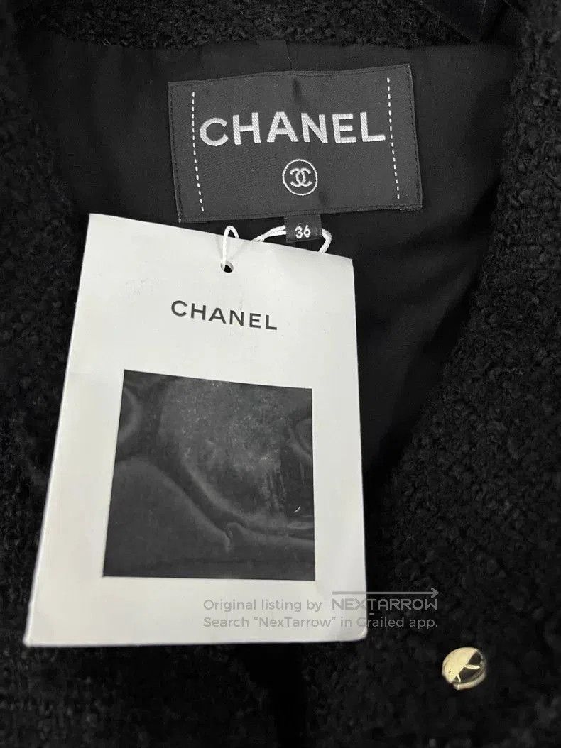 Chanel Chanel Black Gold Button Wave Edge Coat. Size US M / EU 48-50 / 2 - 4 Thumbnail