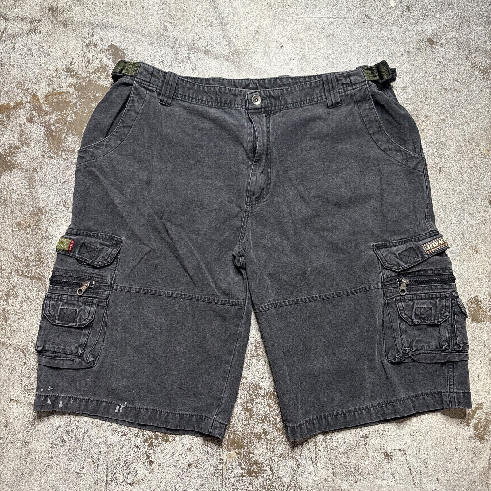 Jeep × Vintage 00s Jeep Active Cargo Tech Black Shorts Size 42 Size US 42 / EU 58 - 1 Thumbnail