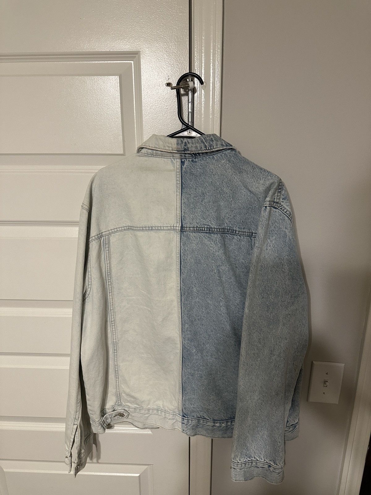 Bershka Two tone denim jacket Size US XL / EU 56 / 4 - 2 Thumbnail