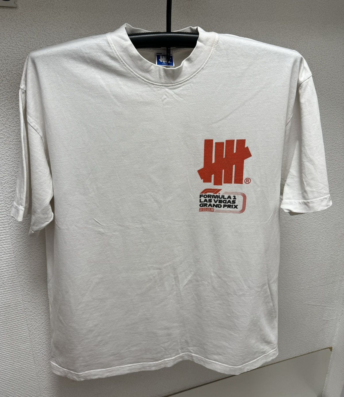 Undefeated Undefeated Formula 1 big logo white t-ahirt L sz UNDFTD las Size US L / EU 52-54 / 3 - 1 Thumbnail