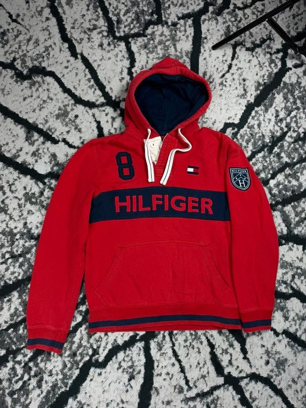 Tommy Hilfiger Vintage Tommy Hilfiger logo S red hoodie Size US S / EU 44-46 / 1 - 1 Thumbnail