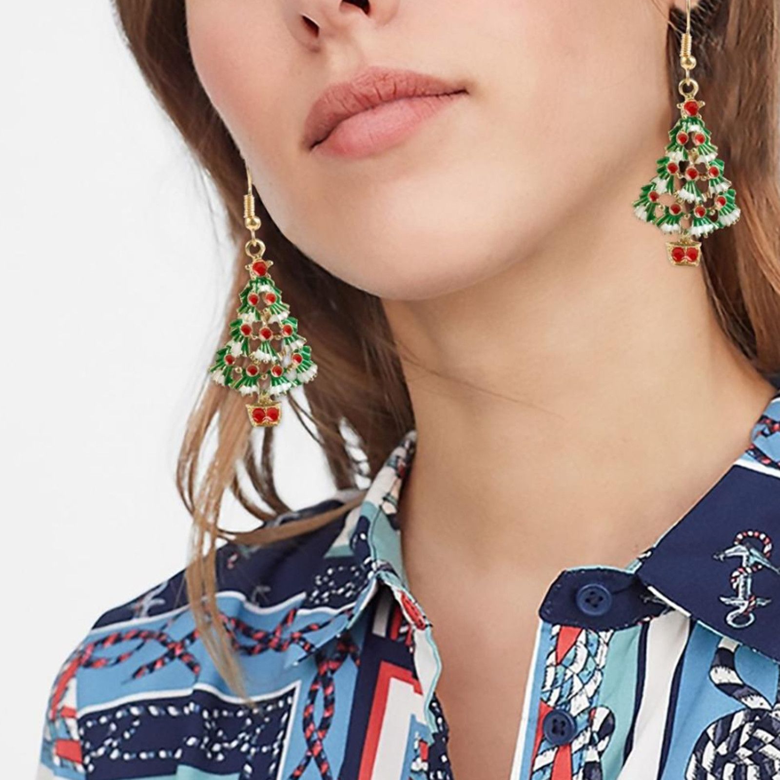 Diamond Earrings x Jewelry Christmas Tree Ornament Drop Earrings 1-B-1-28 in Green, Women's