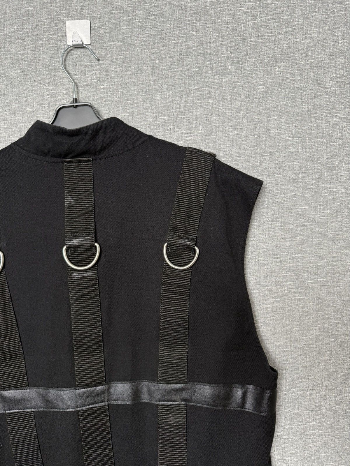 20471120 Aderlass Gothic Cyberpunk Vest With Straps & Metal Buckles Size US L / EU 52-54 / 3 - 12 Thumbnail