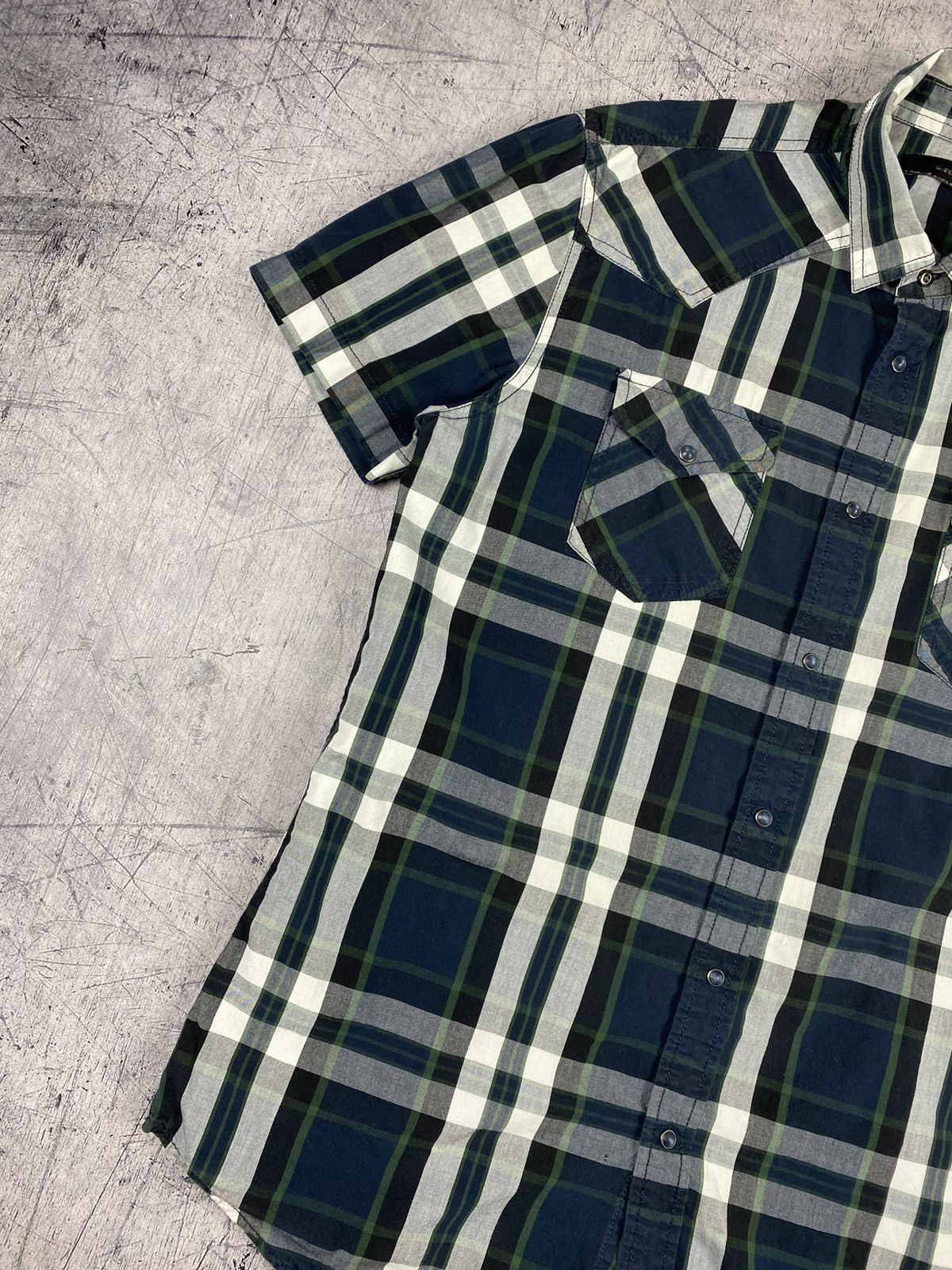 Diesel Mens Diesel Button Up Short Sleeve Shirt Size XL Size US XL / EU 56 / 4 - 3 Thumbnail
