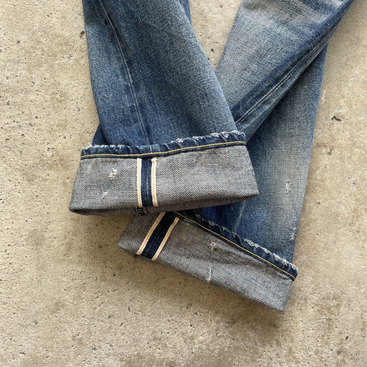 Japanese Brand W35 Vintage Japan Selvedge Faded Jeans Pants Stonewash Denim Size US 35 - 10 Thumbnail