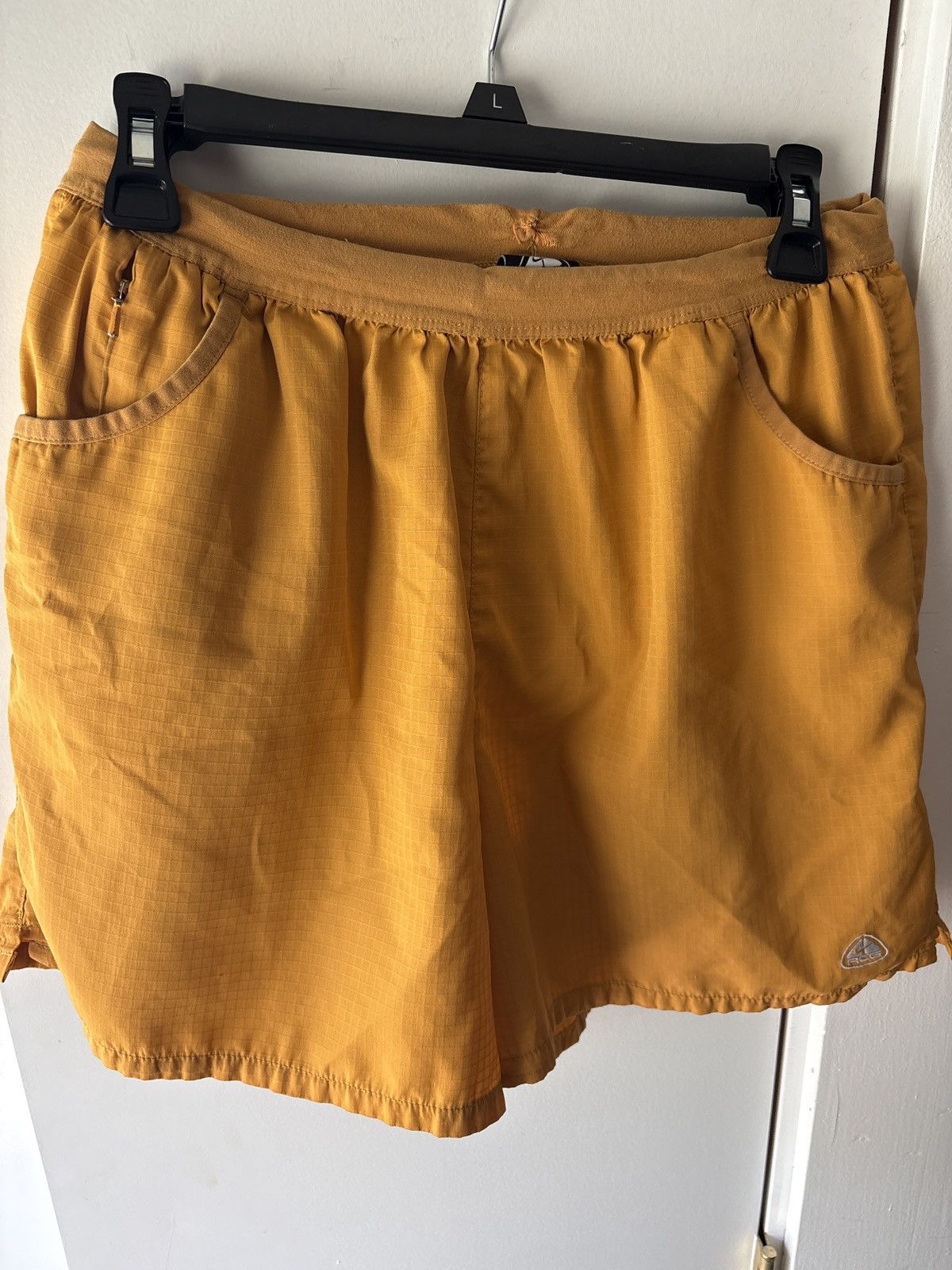 Nike ACG Large Nike ACG Shorts Size US 32 / EU 48 - 1 Thumbnail