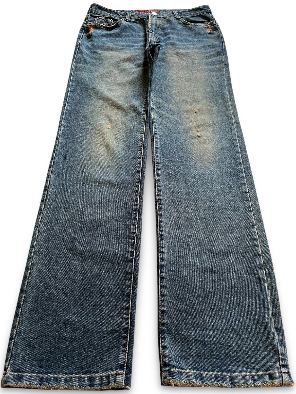 Japanese Brand SALES 🔥 Vintage Japanese Brand Rusty Wash Rip Loose Jeans Size US 32 / EU 48 - 1 Thumbnail