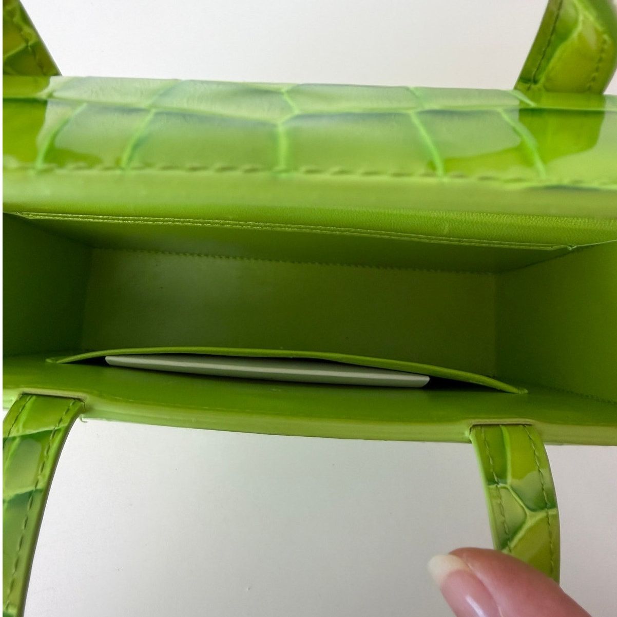 Amina Muaddi EUC Amina Muaddi Mini Croc Embossed Lime Green Bag Size ONE SIZE - 9 Thumbnail