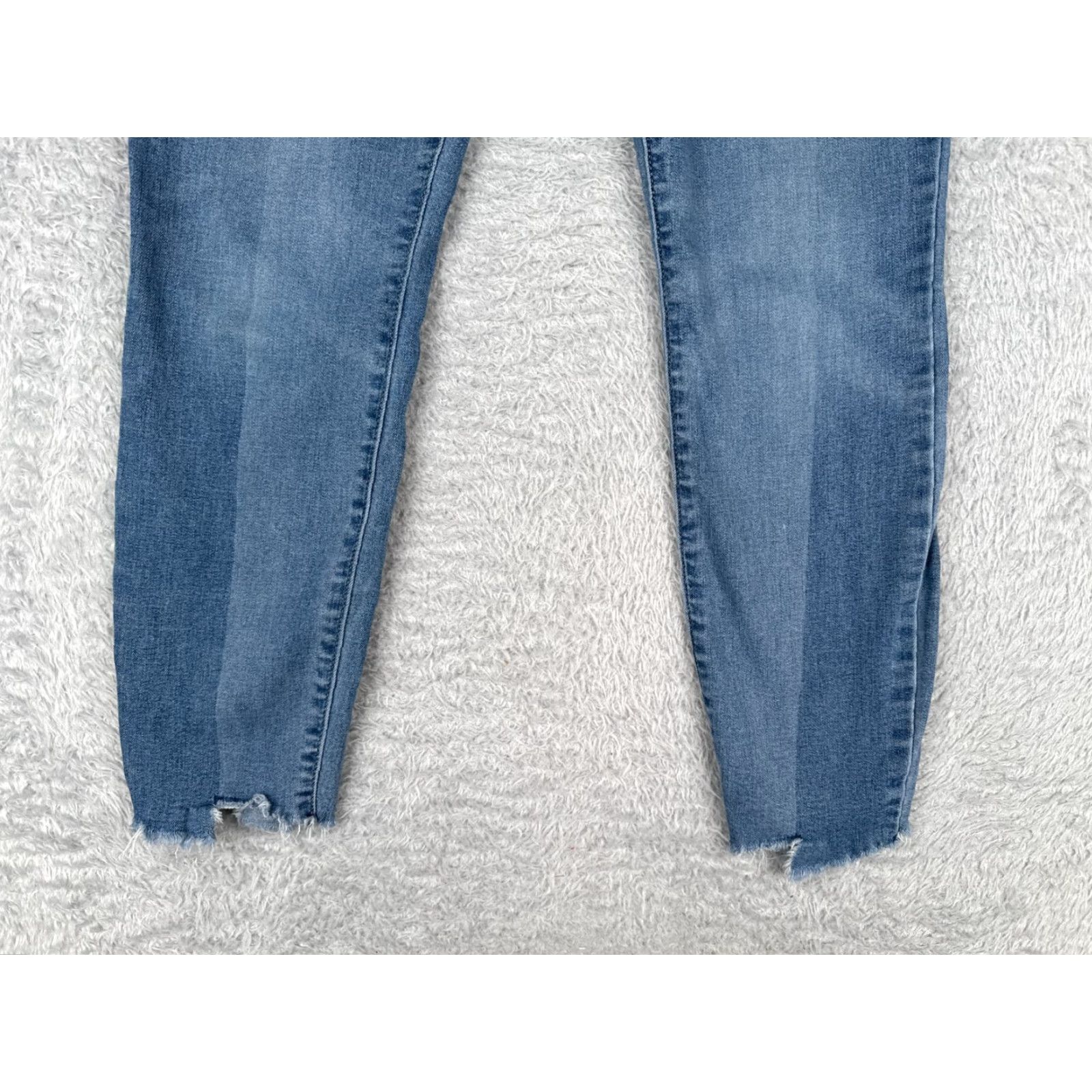 Old Navy Old Navy Jeans Womens 8 Blue Denim Rockstar Mid Rise Raw Hem Cotton Blend 29x25 Size 30" / US 8 / IT 44 - 2 Thumbnail