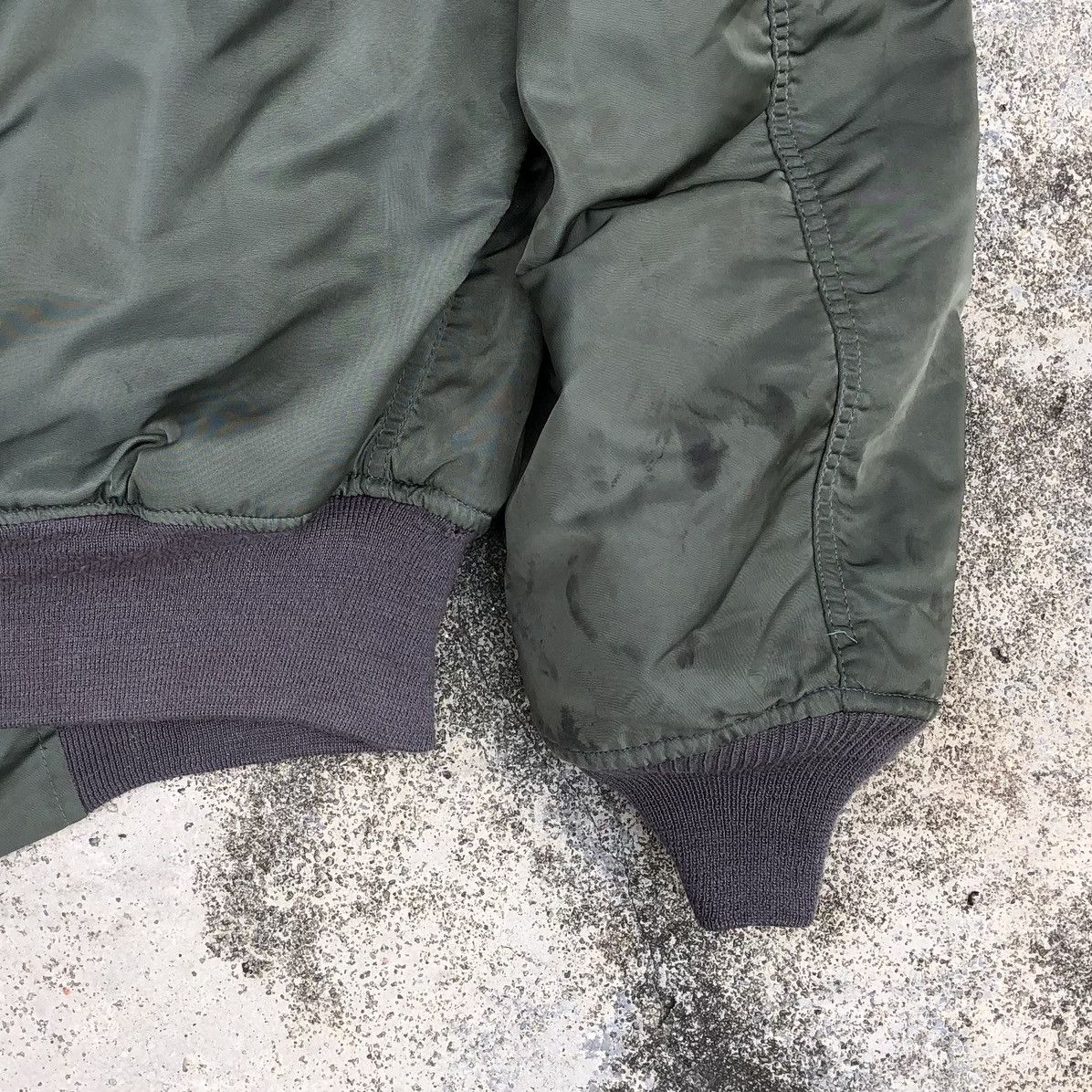 Avirex Vintage Avirex Intermediate Ma-1 Bomber Jacket 🇺🇸 Size US L / EU 52-54 / 3 - 8 Thumbnail