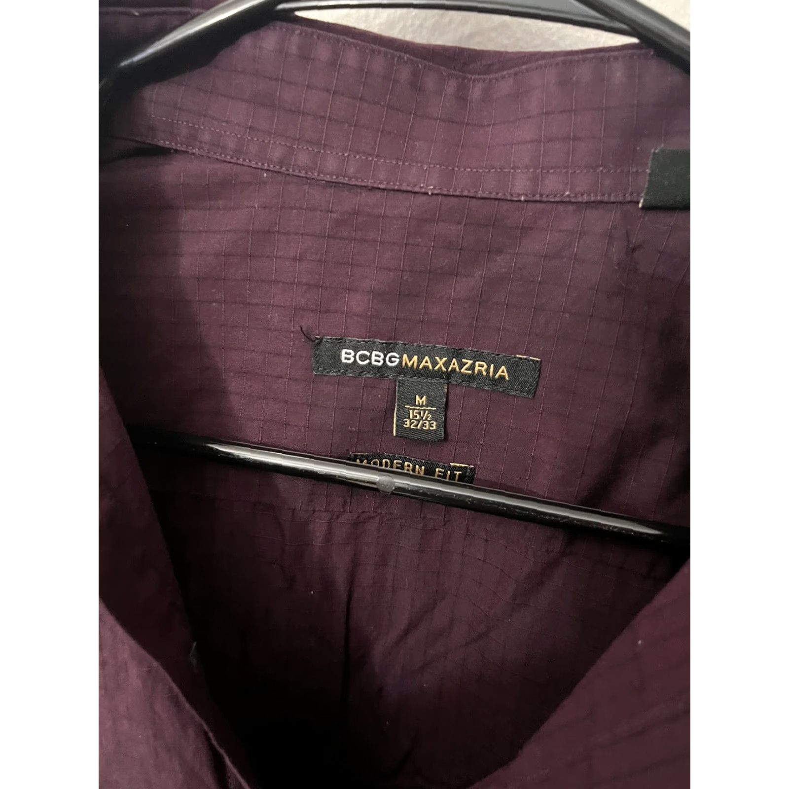 Bcbgmaxazria BCBGMAXAZRIA Shirt Men Long Sleeve Button-Up 15.5-32/33 Medium Red Knit Cotton Modern Fit 90s Event? (adjusted) Size US M / EU 48-50 / 2 - 2 Thumbnail