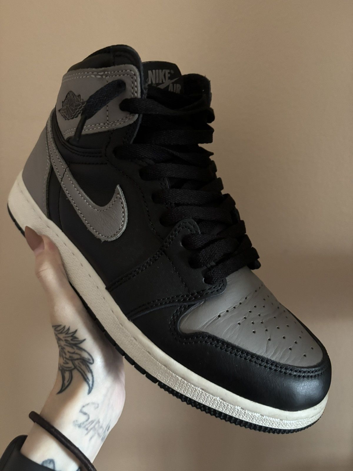 Jordan Brand Air Jordan 1 Retro High OG GS ‘Shadow' 2018 Size US 6.5 / EU 39-40 - 2 Thumbnail