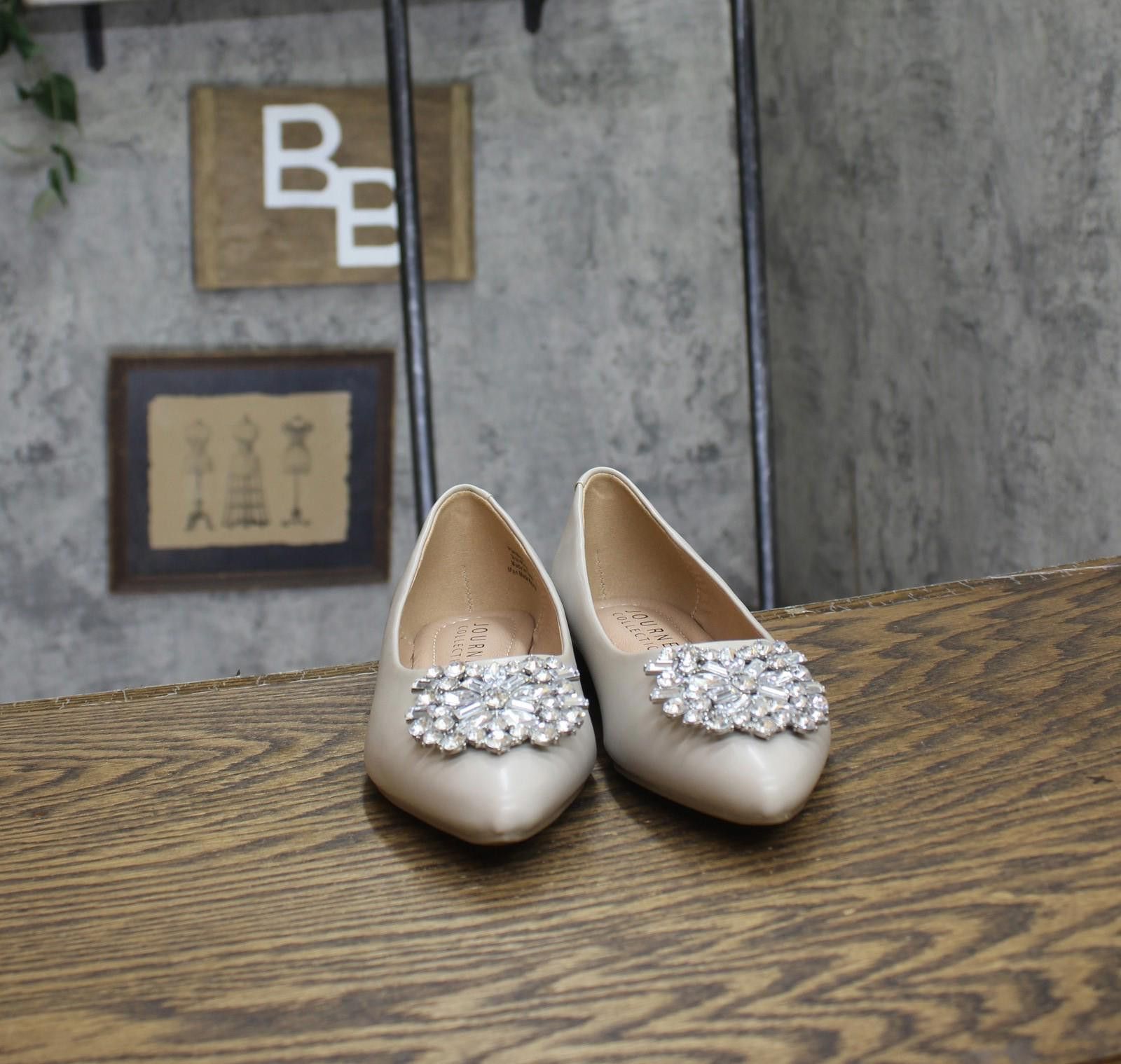 Other Nwt Journee Collection Jeweled Flats Renzo-wd Gray 5.5w Size US 5.5 / IT 35.5 - 3 Thumbnail
