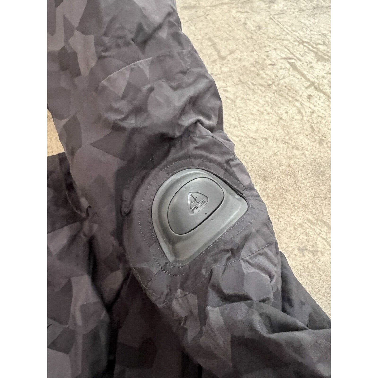 Nike ACG Nike ACG 2005 Gore-Tex XCR Communication Jacket Comm Jacket Size US L / EU 52-54 / 3 - 4 Thumbnail