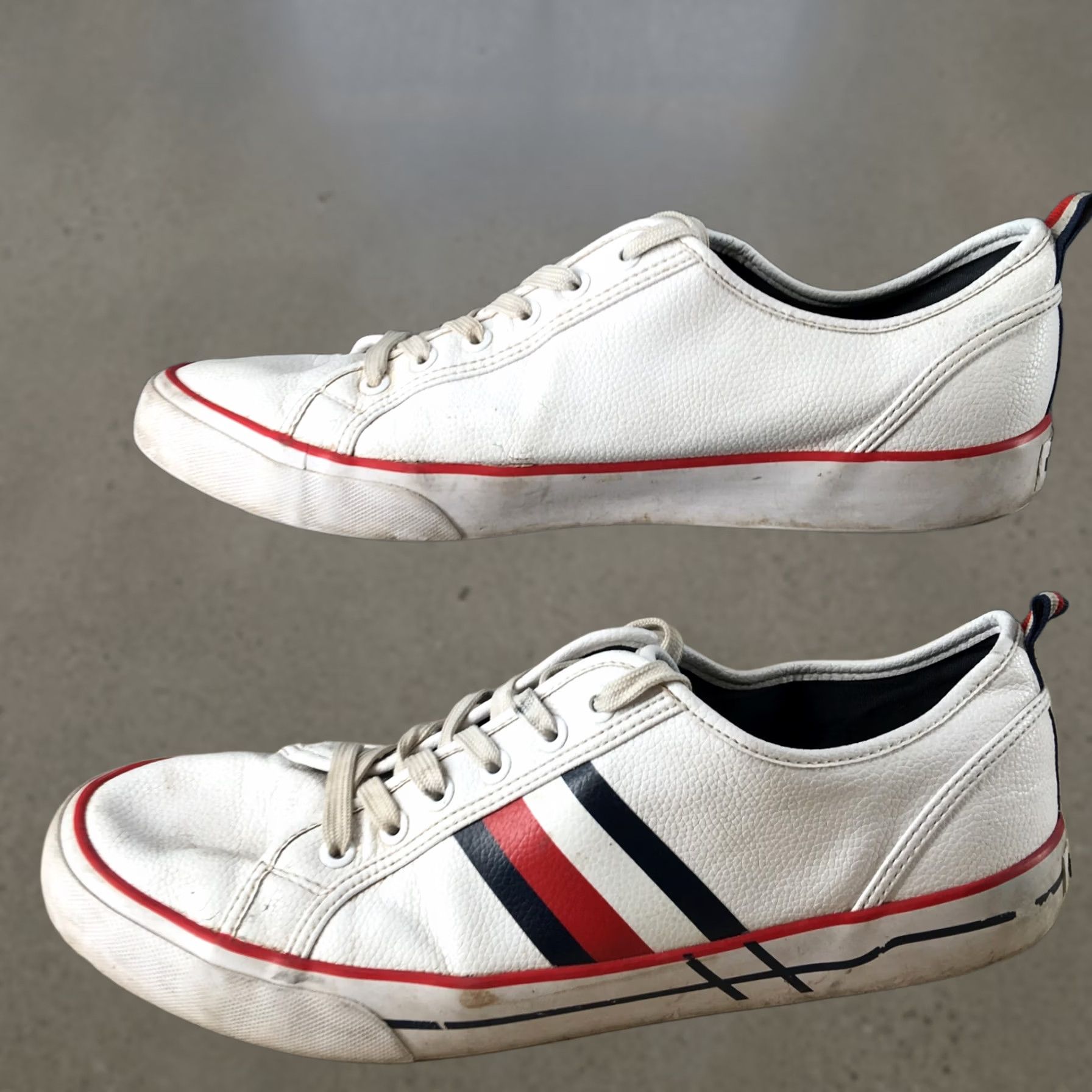 Tommy Hilfiger Tommy Hilfiger Shoes Mens 10.5 Low Top Sneaker White Faux Leather Lace Up Casual Size US L / EU 52-54 / 3 - 1 Thumbnail