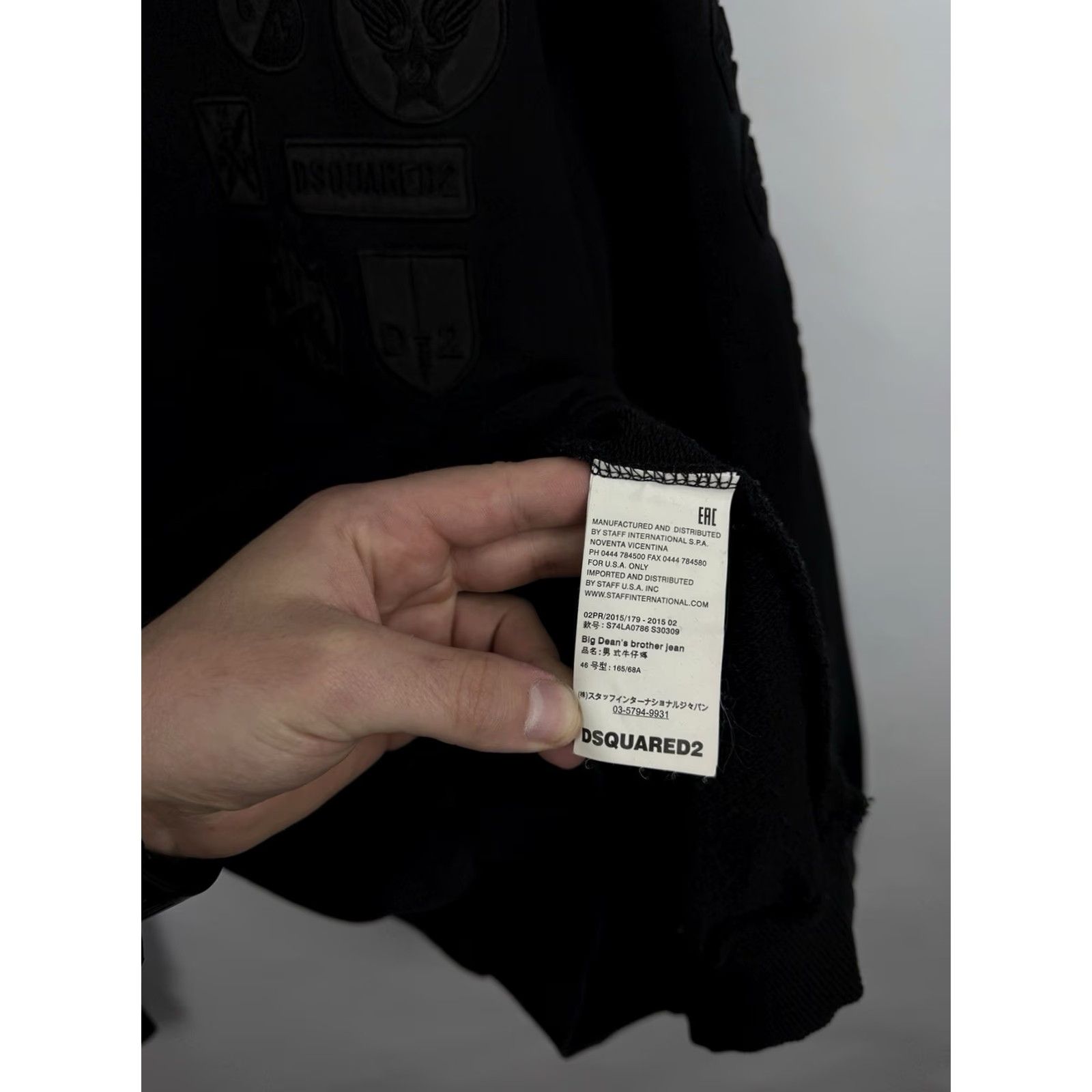 Dsquared2 VINTAGE Dsquared2 Army Embossed Logo Art Sweatshirt Y2K Rare Retro Logo Pullover Sweatshirt Mens L Black Size US L / EU 52-54 / 3 - 7 Thumbnail