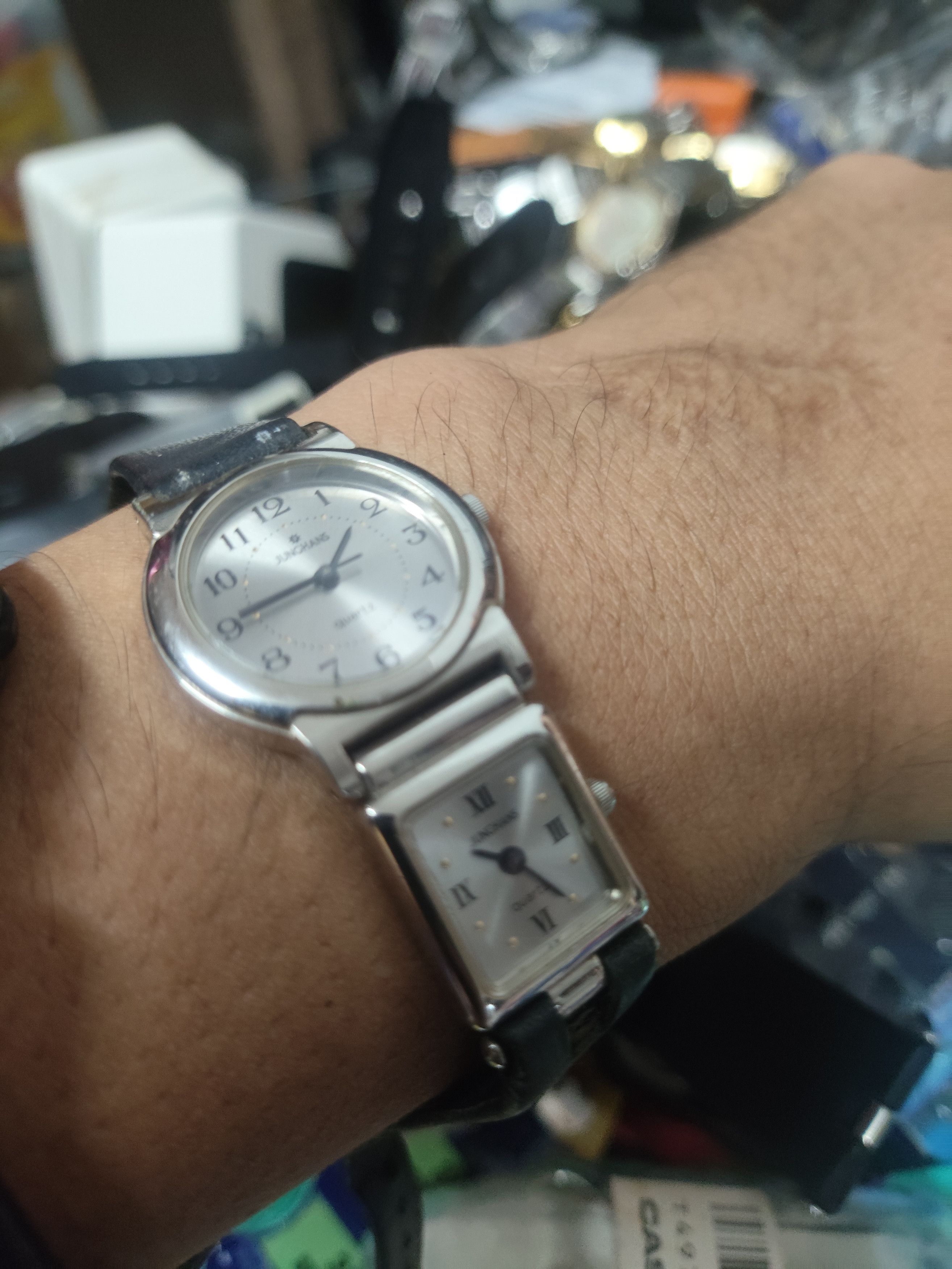 Junghans JUNGHANS QUARTZ Vintage Dual Time Watch Authentic Size ONE SIZE - 9 Thumbnail