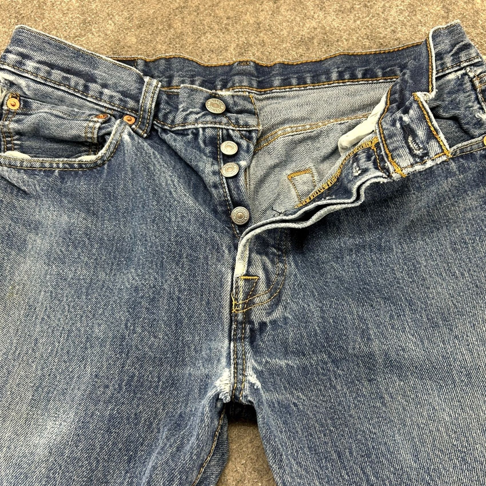 Levi's Levi's 501 Jeans Mens 32x34 Blue Straight Regular Medium Distressed 5-Pocket Denim Regular Fit Button Fly Jeans Mens Women? Size US 32 / EU 48 - 2 Thumbnail