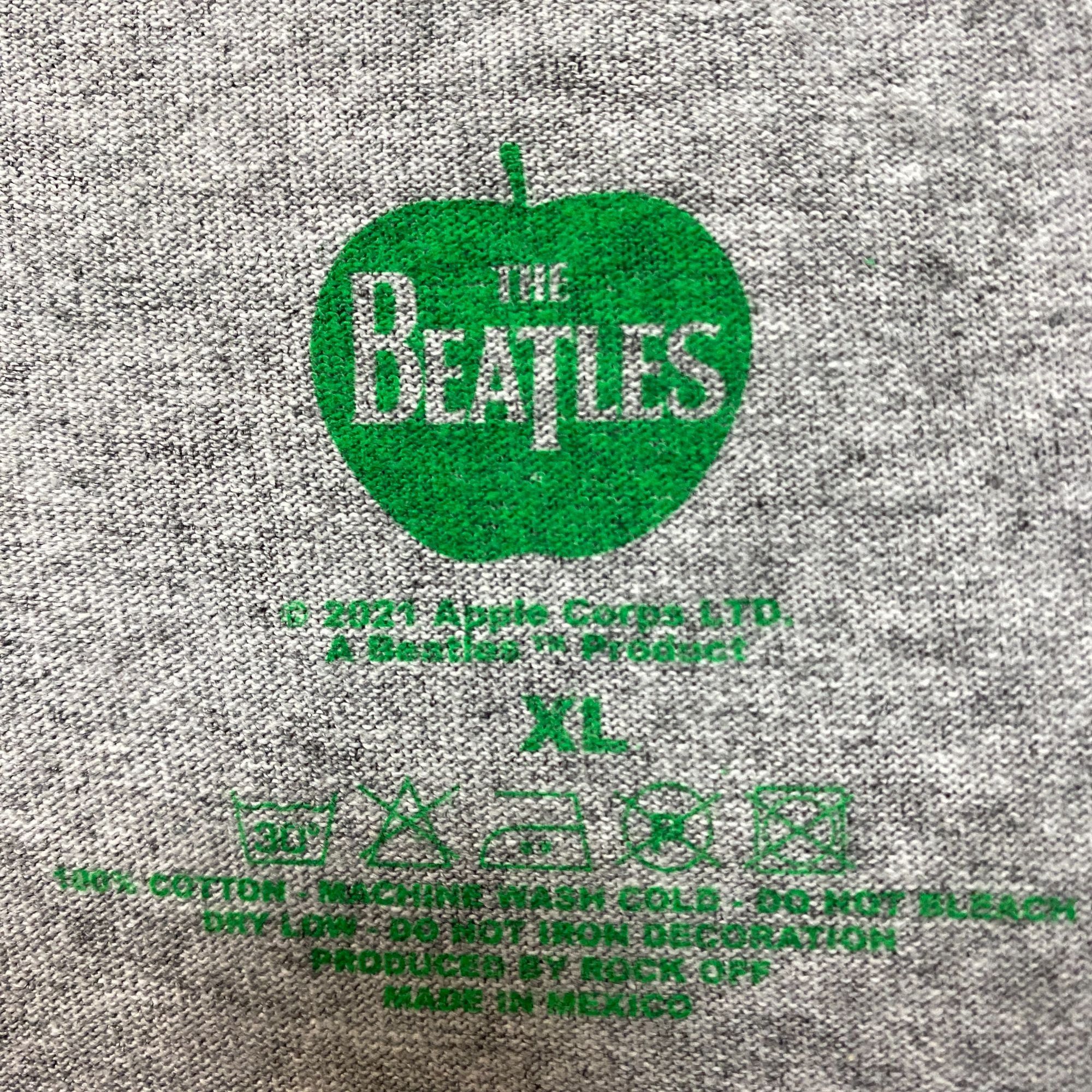 Band Tees The Beatles Yellow Submarine Rock Tshirt size Extra Large Size US XL / EU 56 / 4 - 4 Thumbnail