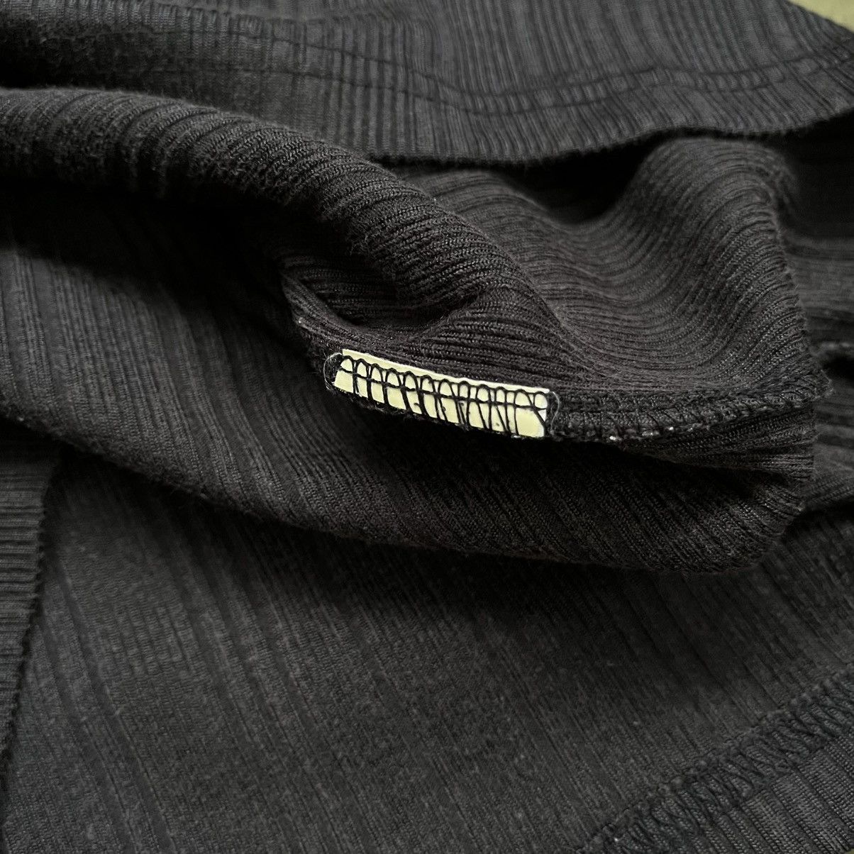 If Six Was Nine 2000s Hideaways If Six Was Nine Style Ribbed V Neck T-shirt Size US M / EU 48-50 / 2 - 6 Thumbnail