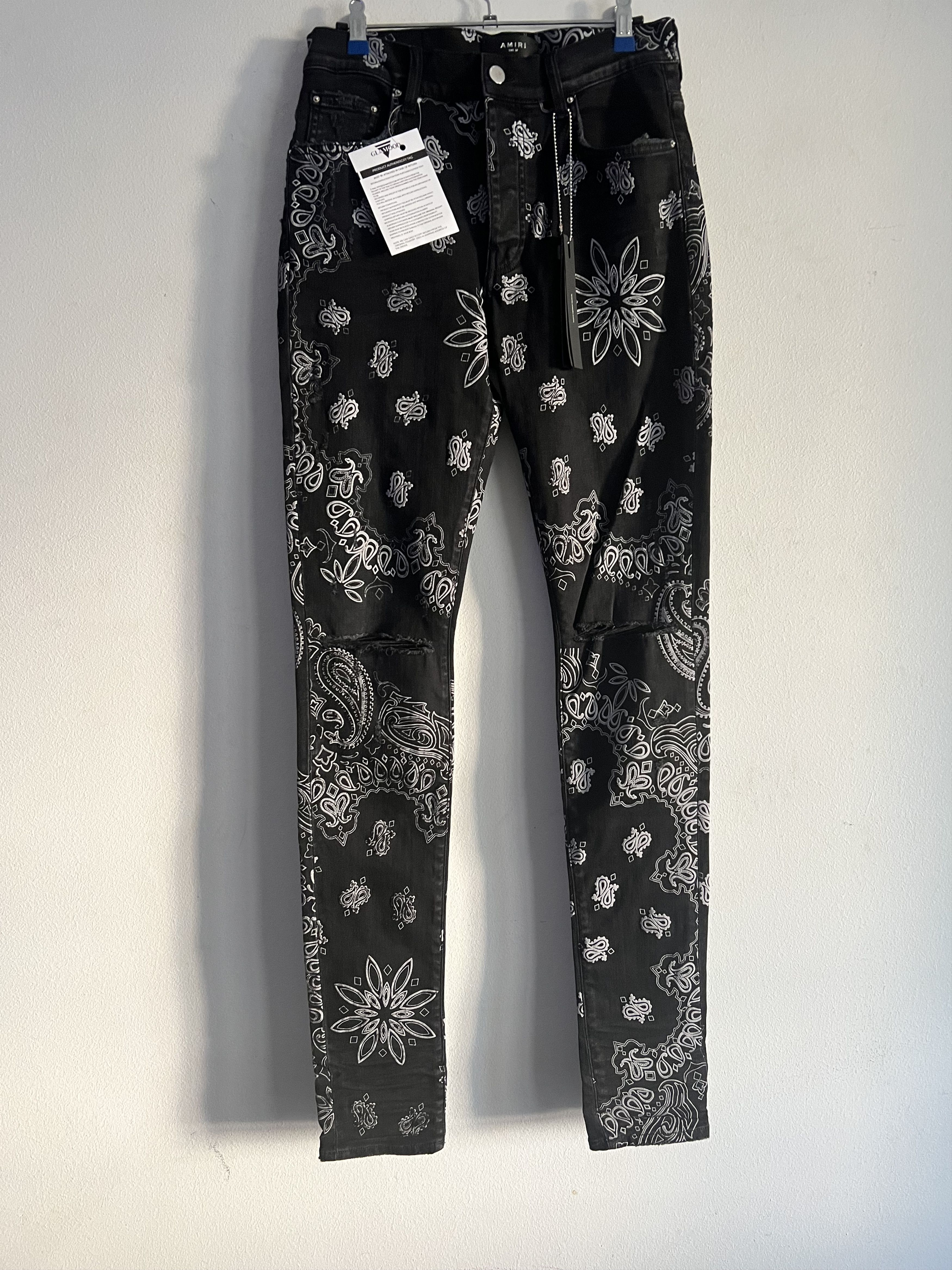 Amiri BNWT Black Flocked Paisley Bandana Size US 32 / EU 48 - 2 Thumbnail