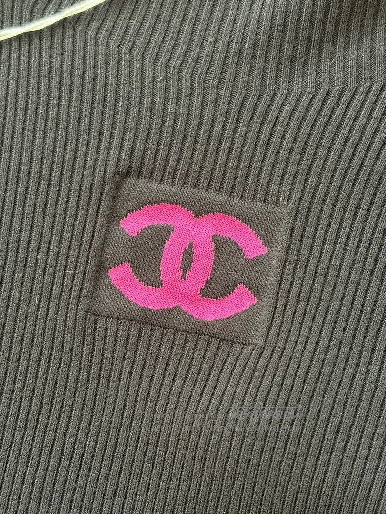 Chanel Chanel Black and pink white cc logo long-sleeved undershir Size XS / US 0-2 / IT 36-38 - 4 Thumbnail