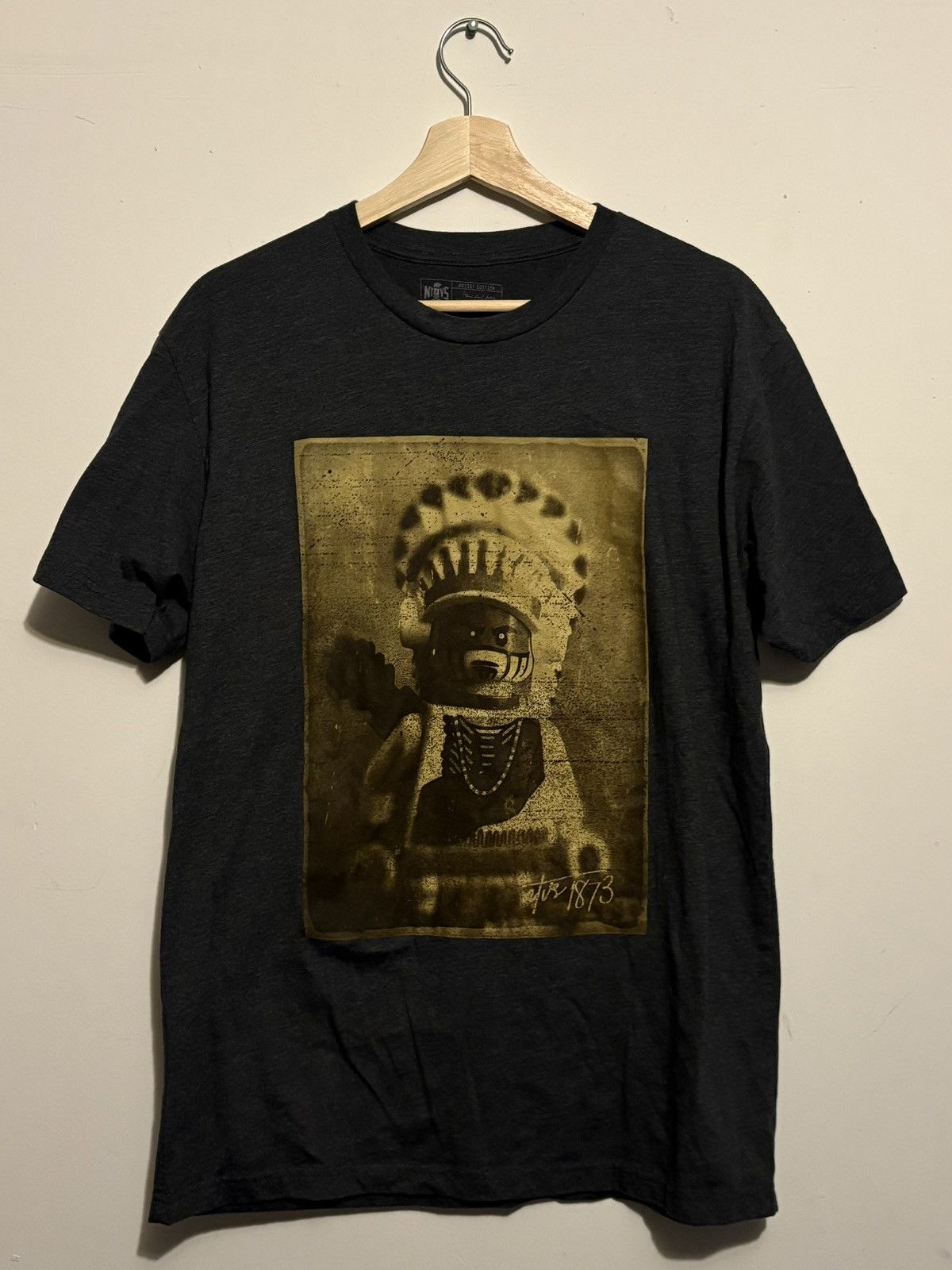 Vintage The NTVS Artist Edition Steven Paul Judd LEGO Native T-Shirt Size US L / EU 52-54 / 3 - 1 Thumbnail