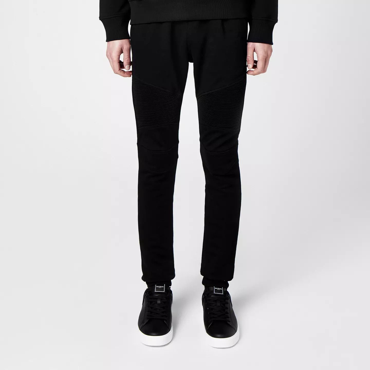 Balmain o1g2r1mq0426 Logo Cotton Sweatpants & Joggers in Noir Size US 36 / EU 52 - 2 Thumbnail