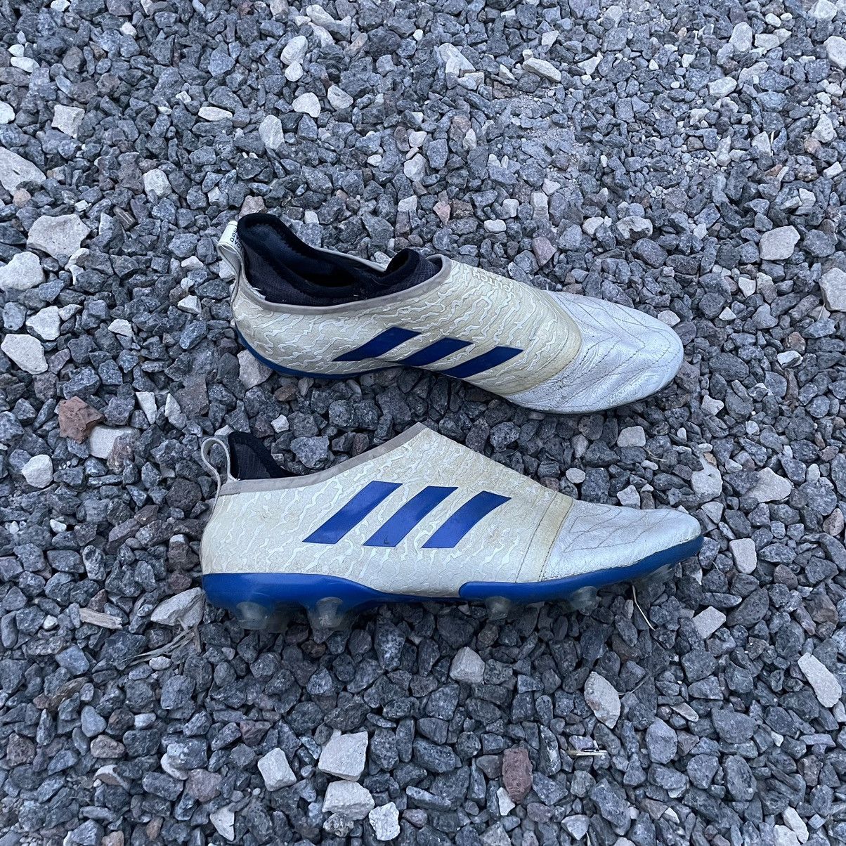 White adidas glitch sales