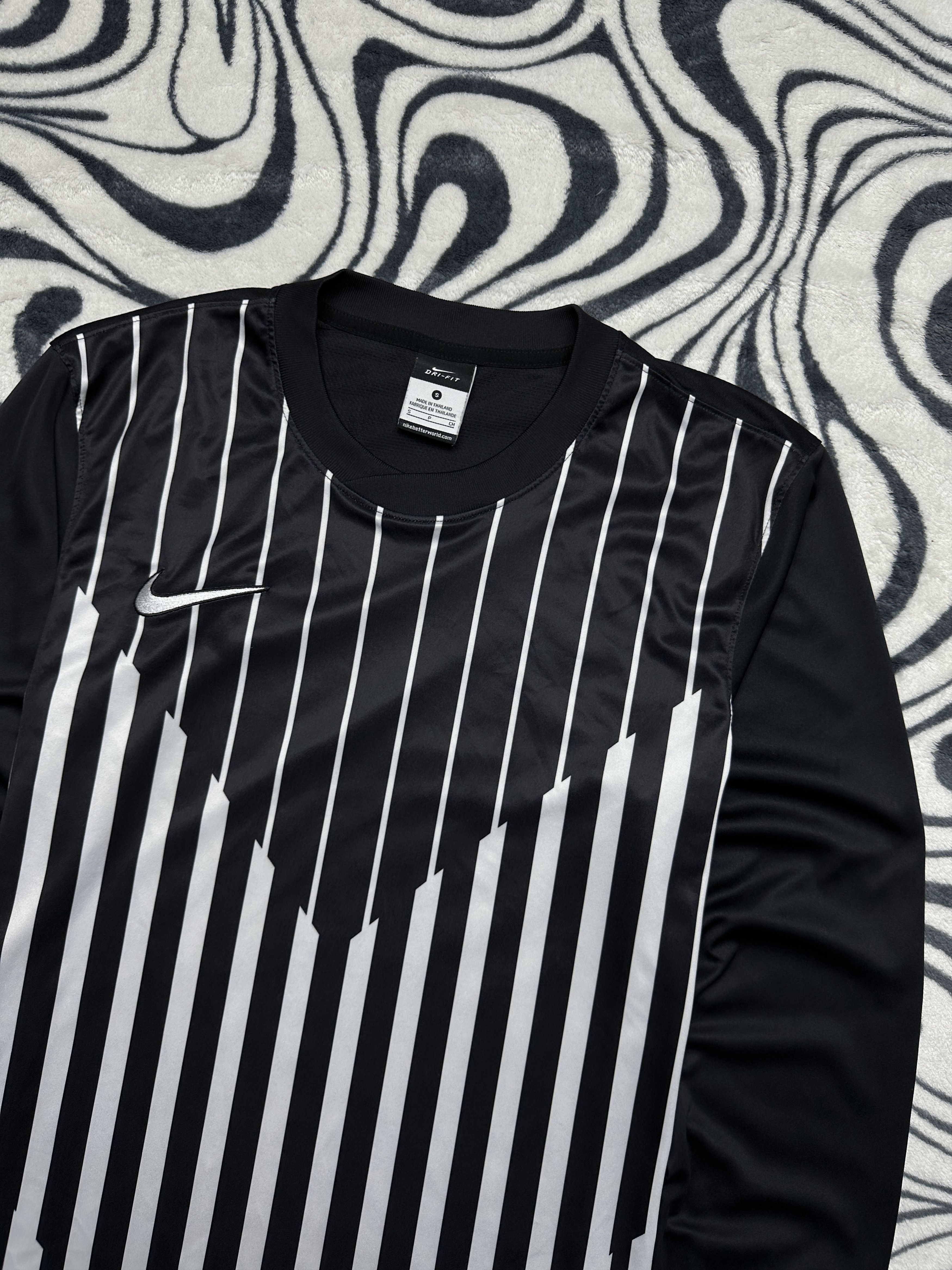 Nike × Vintage Nike Dri Fit Mens Striped Long Sleeve T-Shirt Size US S / EU 44-46 / 1 - 2 Thumbnail
