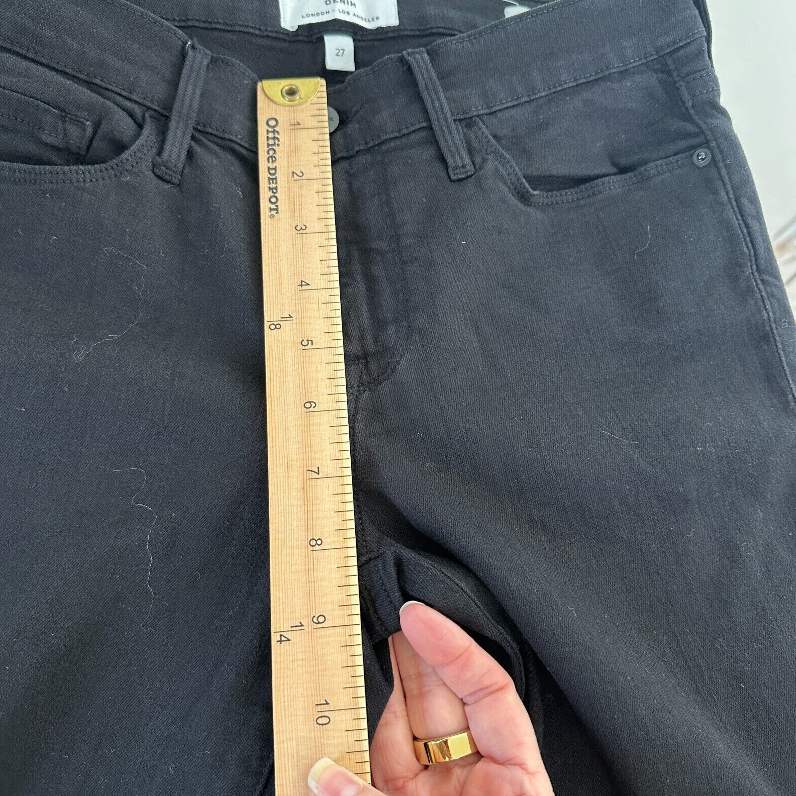 Frame Frame Black Denim Le Skinny de Jeanne Distressed Jean Raw 27 Size 27" / US 4 / IT 40 - 12 Thumbnail