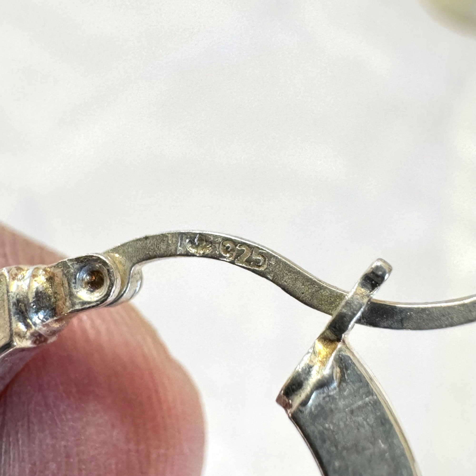 Vintage VTG Solid Sterling Silver 925 Textured Hoop Earrings Hinged Size ONE SIZE - 4 Thumbnail