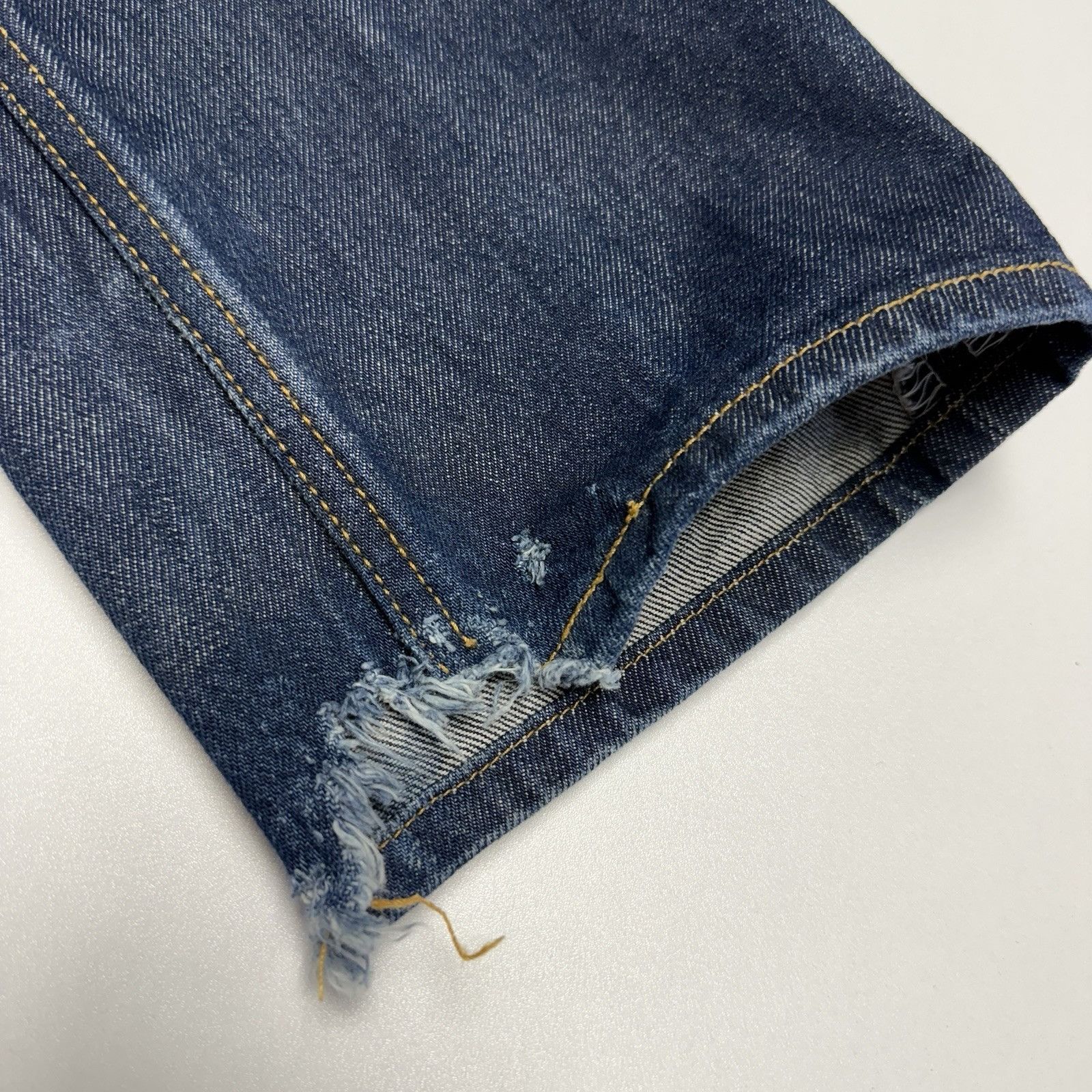 Levi's Levis 501 Jeans Mens 32x34 Dark Wash Denim Straight Leg Size US 32 / EU 48 - 5 Thumbnail