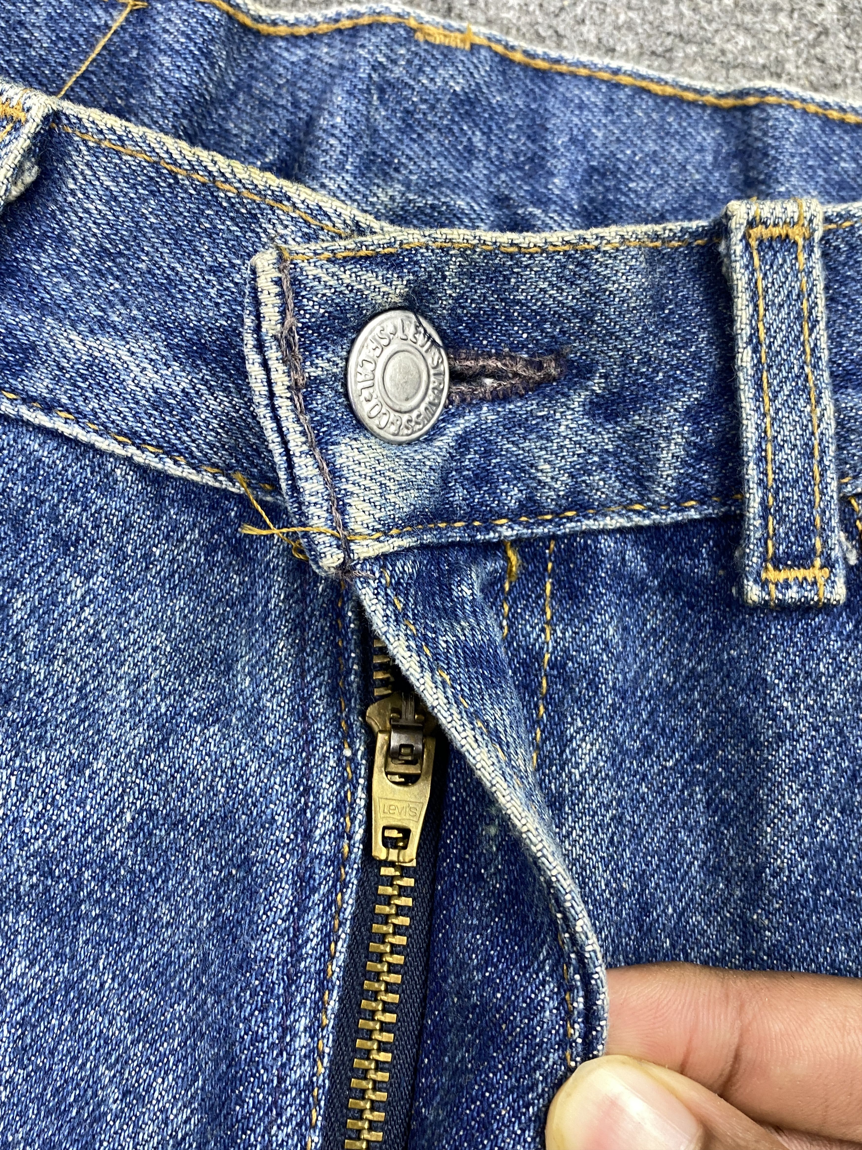 Levi's Vintage Levis 505 Faded Blue Denim Jeans DP2860 Size US 28 / EU 44 - 12 Thumbnail