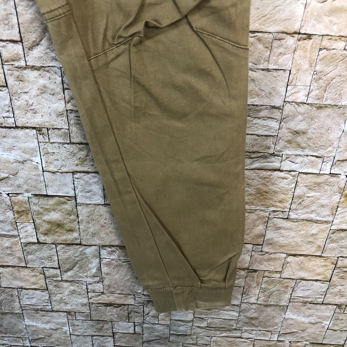 Japanese Brand × Vintage Japanese Brand vintage utility Brown Joggers Pants #A97 Size US 29 - 13 Thumbnail