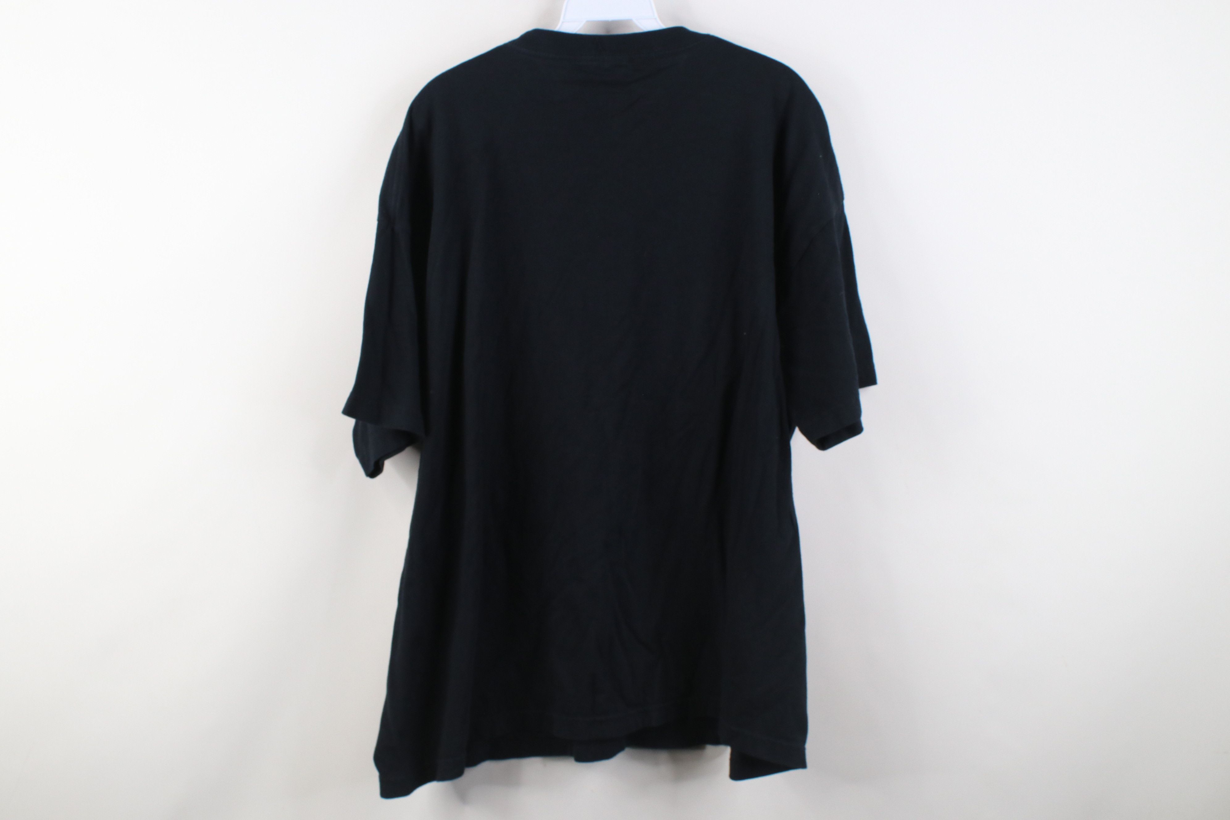 Vintage Vintage 90s Y2K Pistons Basketball Flaming Horse T-Shirt Size US XXL / EU 58 / 5 - 11 Thumbnail