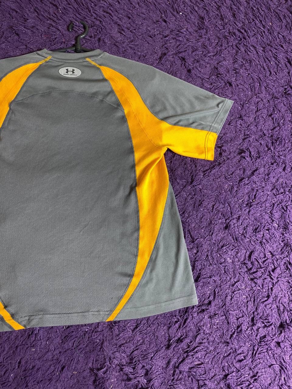 Under Armour × Vintage Men's Under Armour Small Heatgear T-Shirt 100% Size US M / EU 48-50 / 2 - 5 Thumbnail
