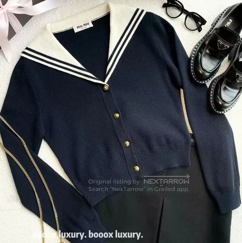 Miu Miu Miu Miu Navy Cashmere Pullover Sweater . Size XXS / US 00 / IT 34 - 4 Thumbnail