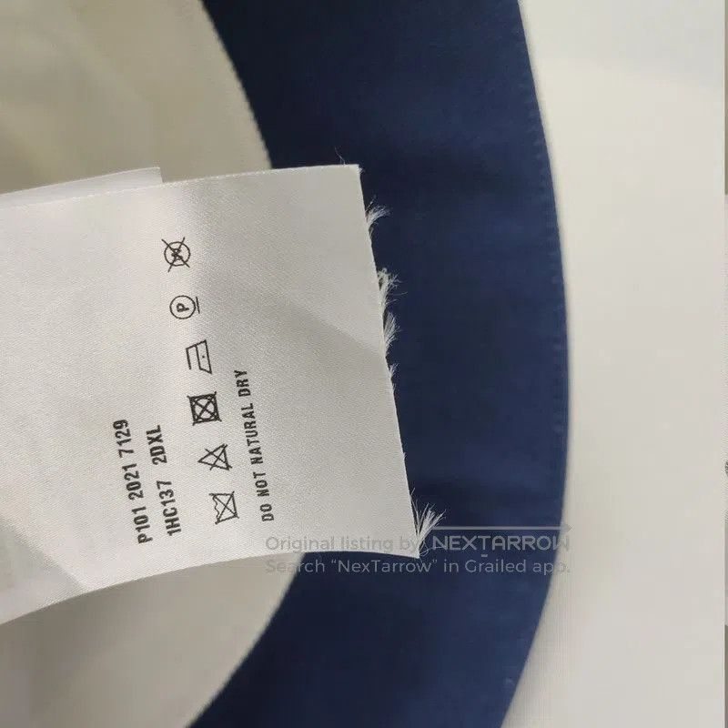 Prada Prada Color Block Triangle Logo Bucket Hat. Size ONE SIZE - 8 Thumbnail