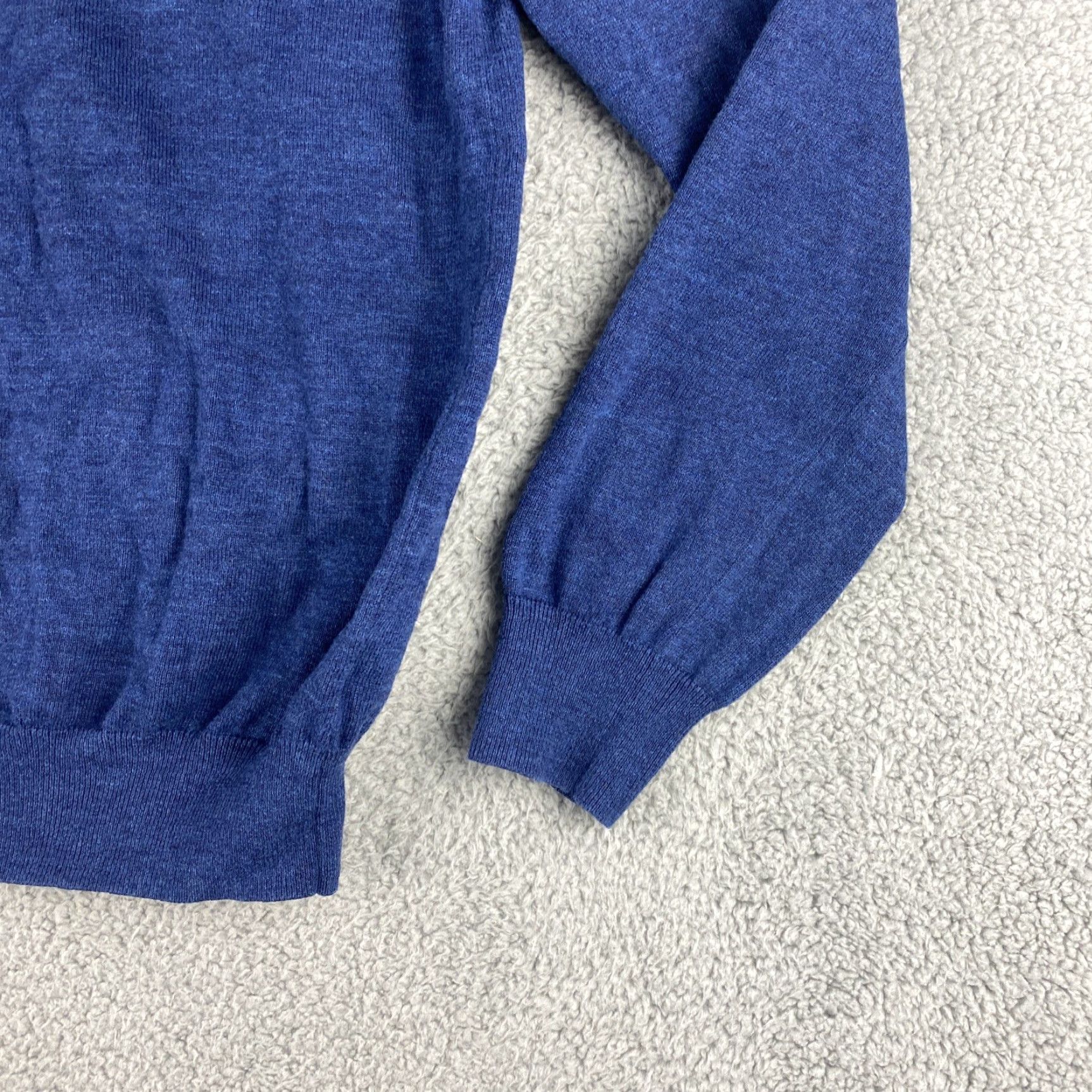 Tommy Hilfiger VINTAGE Tommy Hilfiger Sweater Crew Neck Pullover Men L Blue - 40-13 Mens Size Large Pullover Sweater Crew Neck Long Sleeve Solid Blue - 40-13 Size US L / EU 52-54 / 3 - 3 Thumbnail