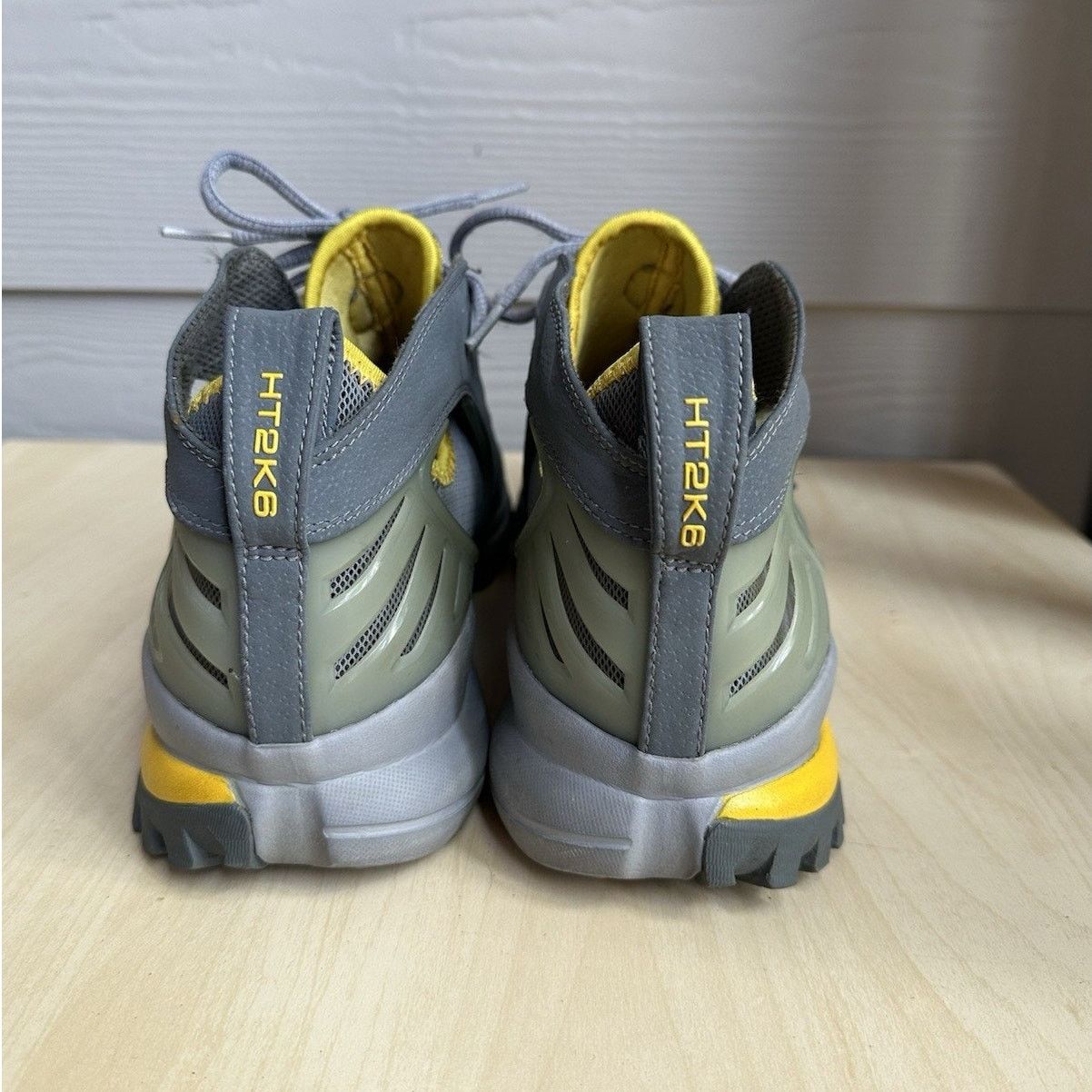 Nike × Vintage Size 12 Rare 2005 Nike Huarache Trainer Mens 313373-002 Size US 12 / EU 45 - 6 Thumbnail