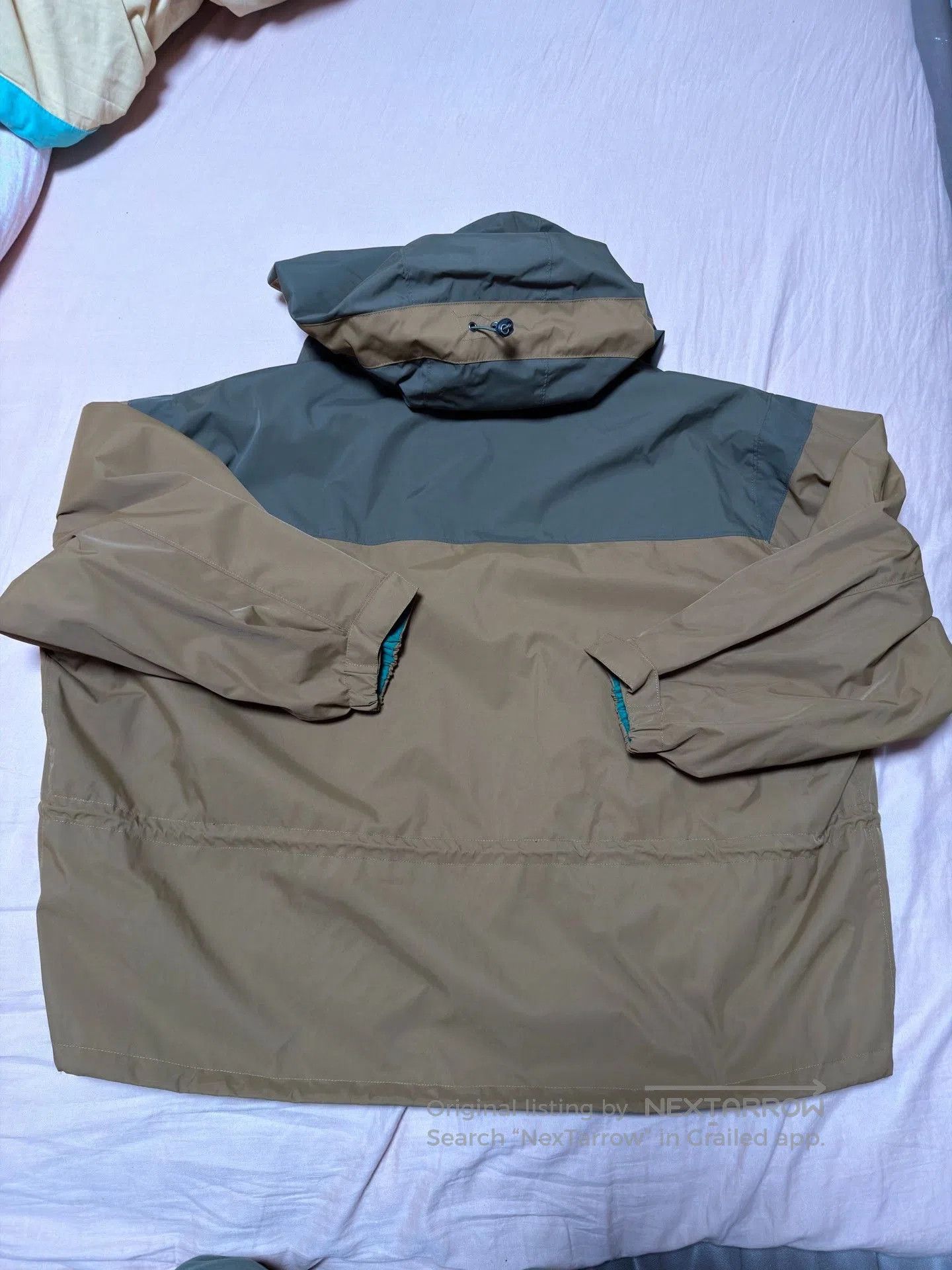 Kolor Kolor Short Wide Rain Jacket. Size US S / EU 44-46 / 1 - 2 Thumbnail